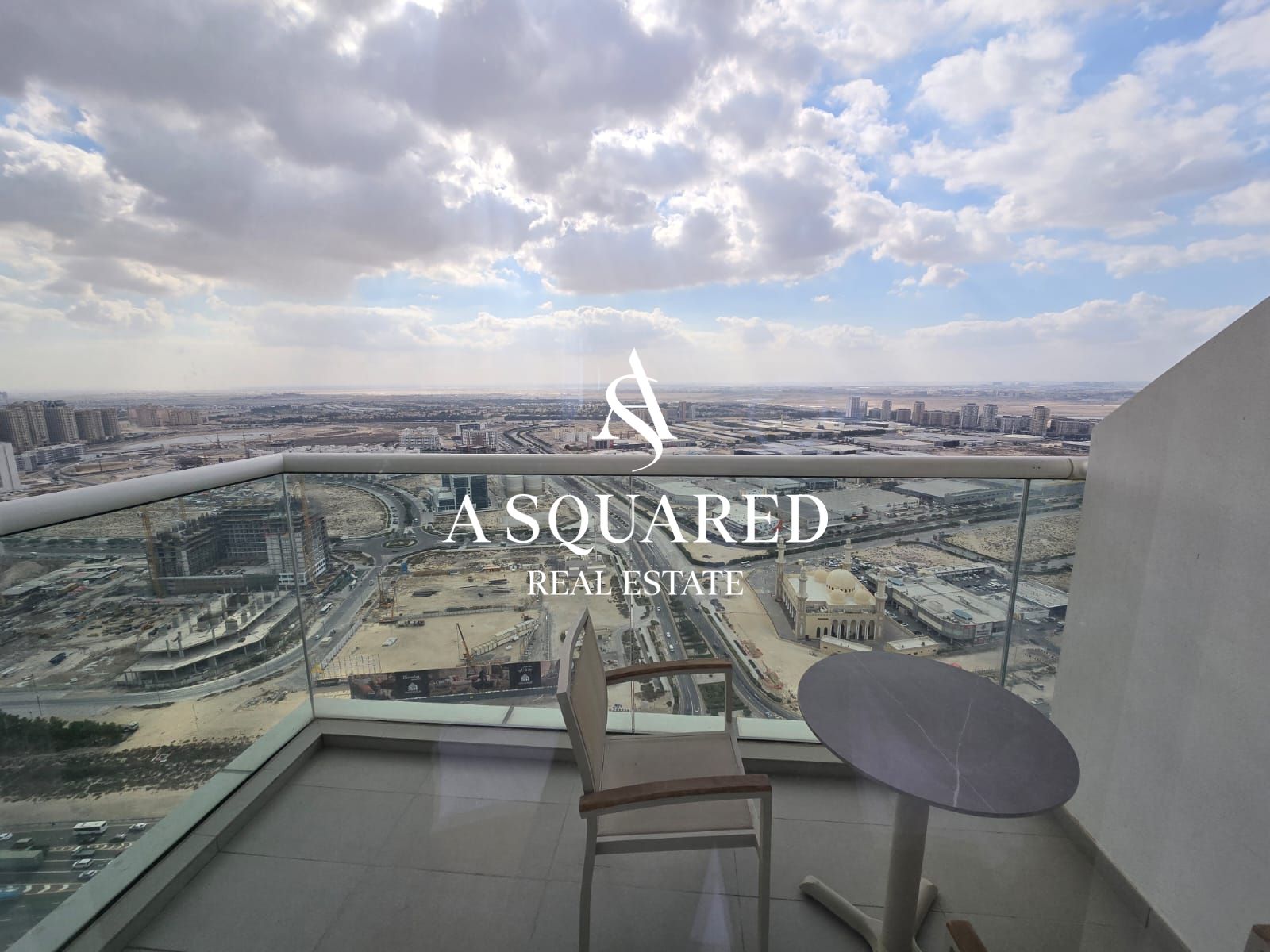 Modern | Fully Furnished | Vacant
