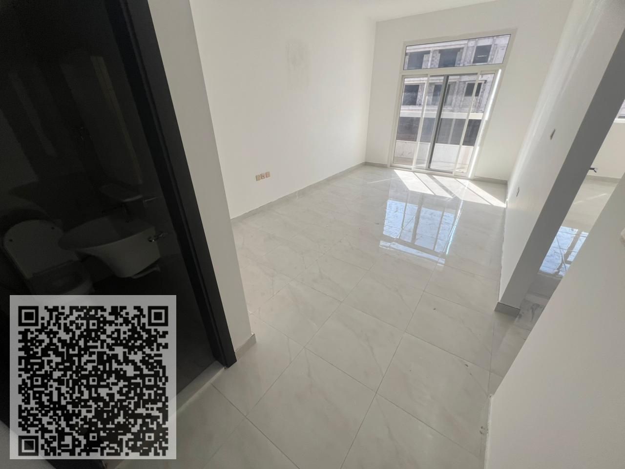 One bed room & hall for rent Yearly
