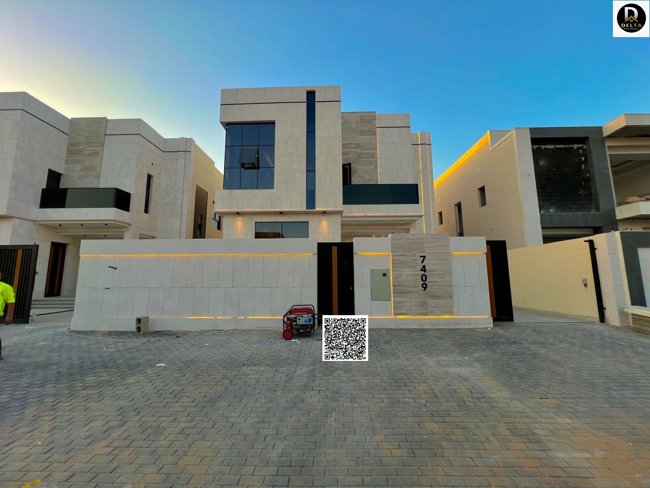 Own a two-story villa with a swimming pool and large yard, European design, high-end finishing, at a price including registration and ownership fees.