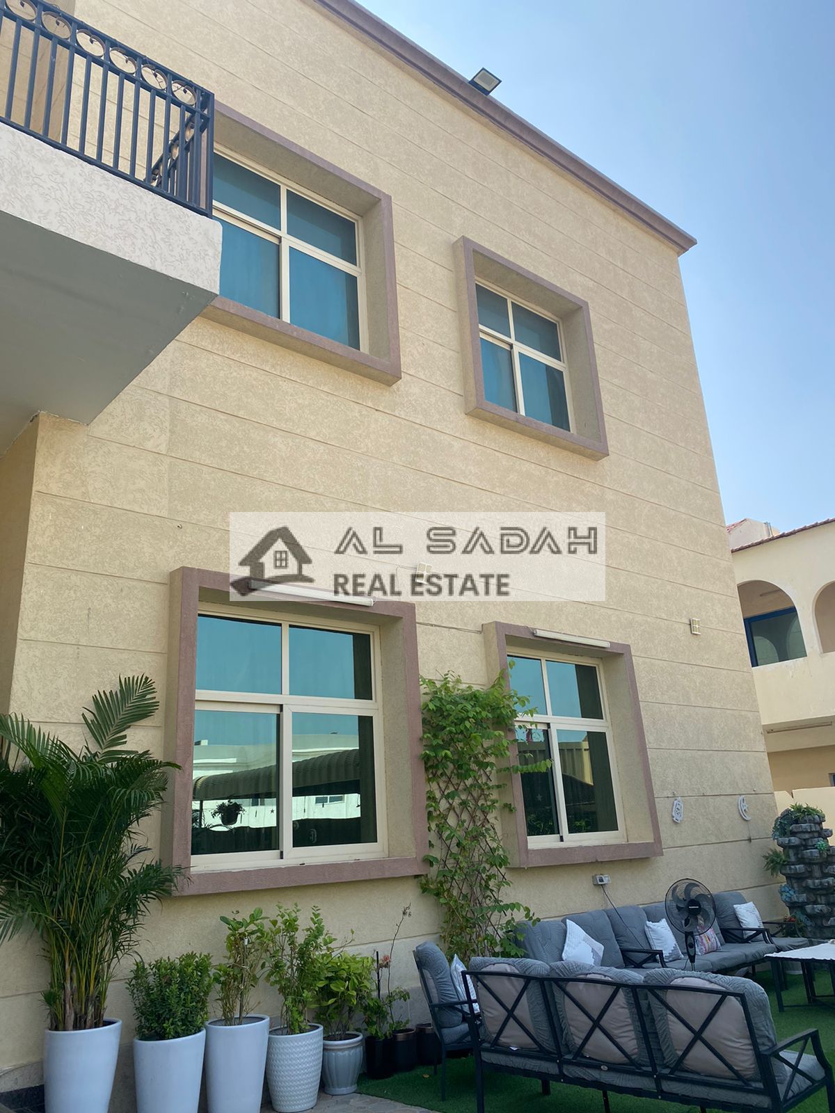 Two villas for sale in Ramtha. Each villa is on a separate plot of land measuring 17,000 square meters. Single ownership. One villa is 4 years old, two stories, with 5 bedrooms, a living room, a majlis (formal sitting room), and garages. The second villa