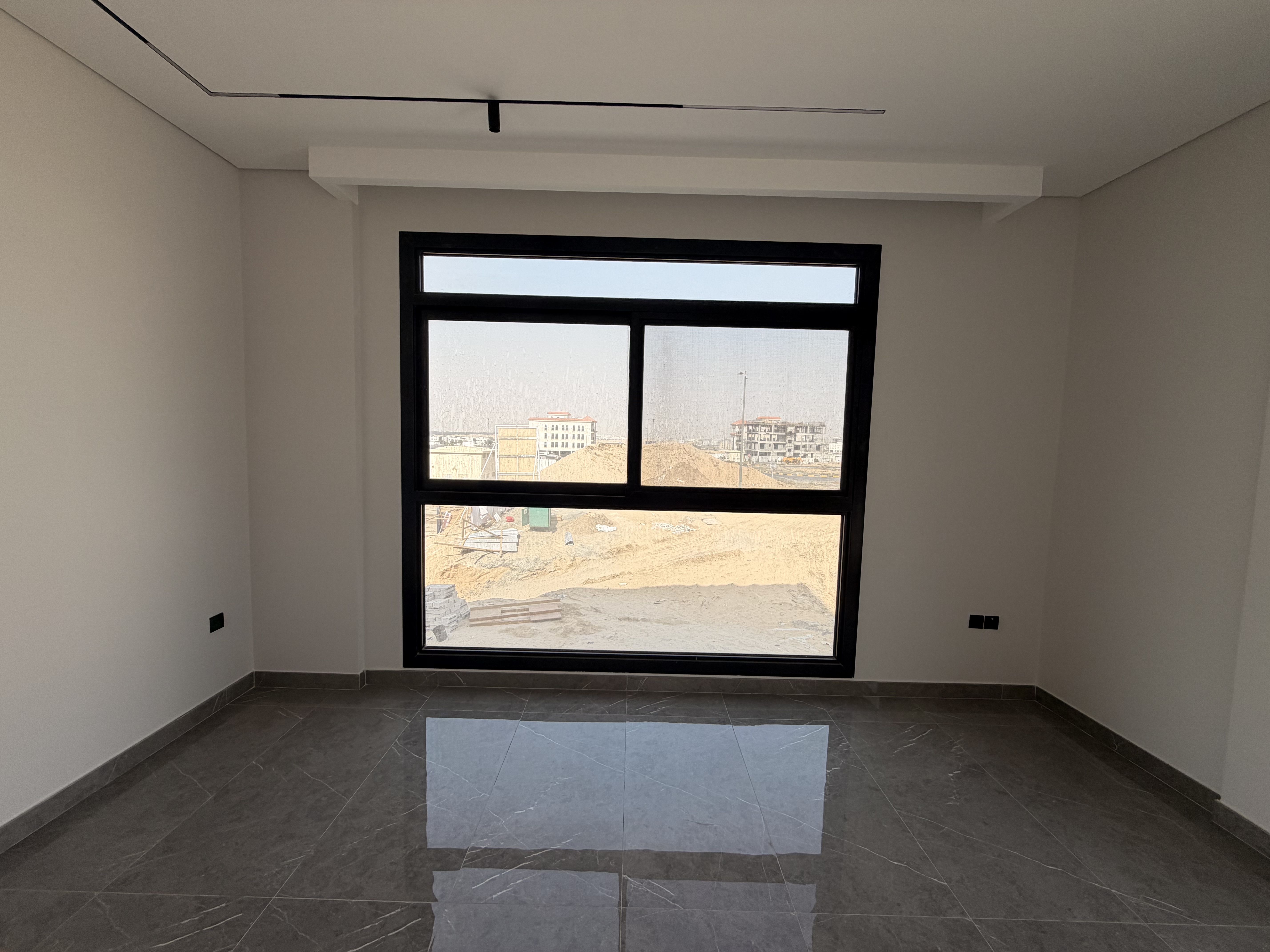 Brand New , Spacious first shifting 2bhk with 3 washroom and balcony available for rent at Iconic location in Tilal City