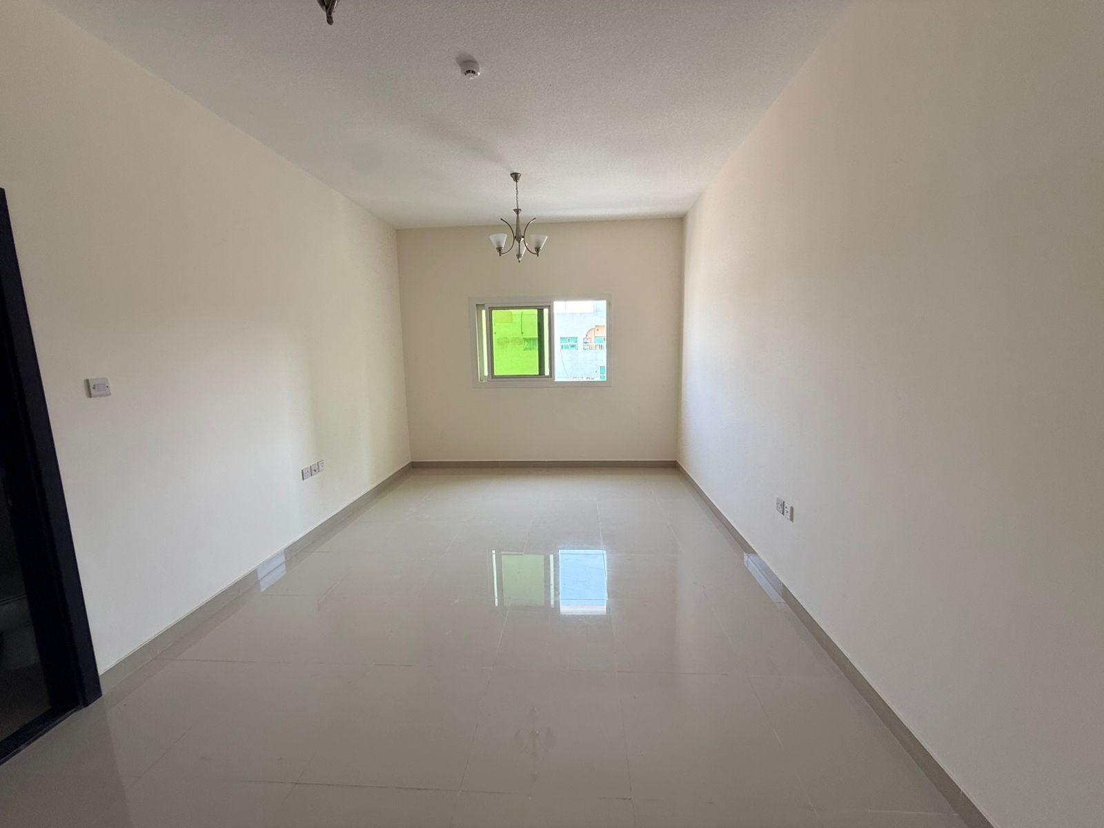 First tenant / Central AC / Spacious areas / Family residence / Central gas / Flexible payment options