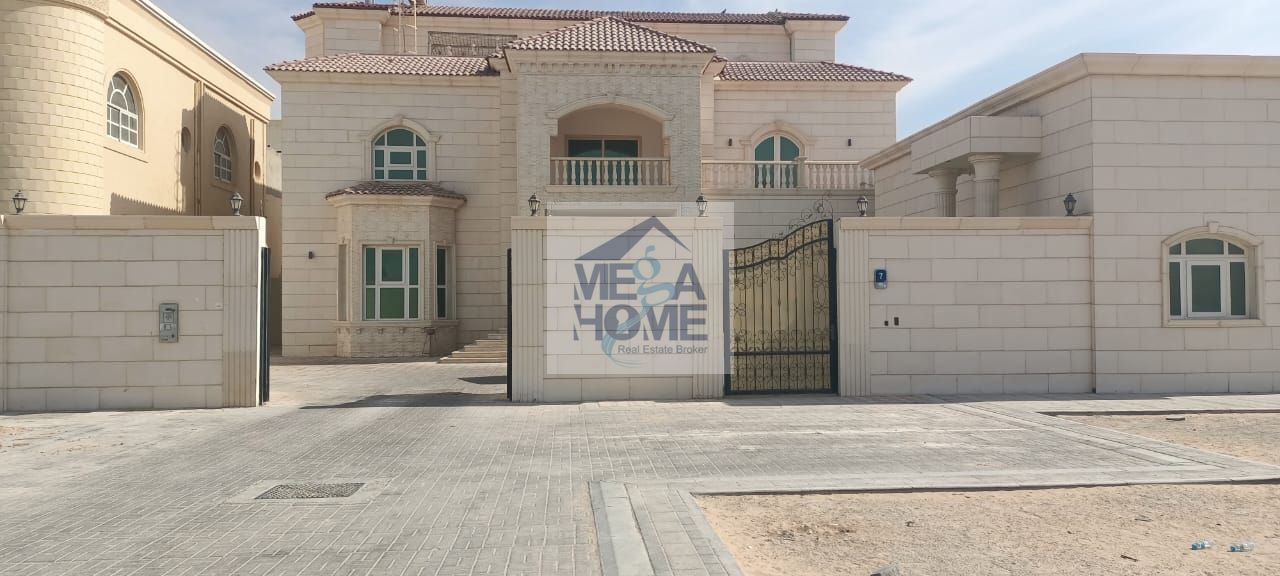 Standalone - 9 Bedrooms - Outside Kitchen & Majlis