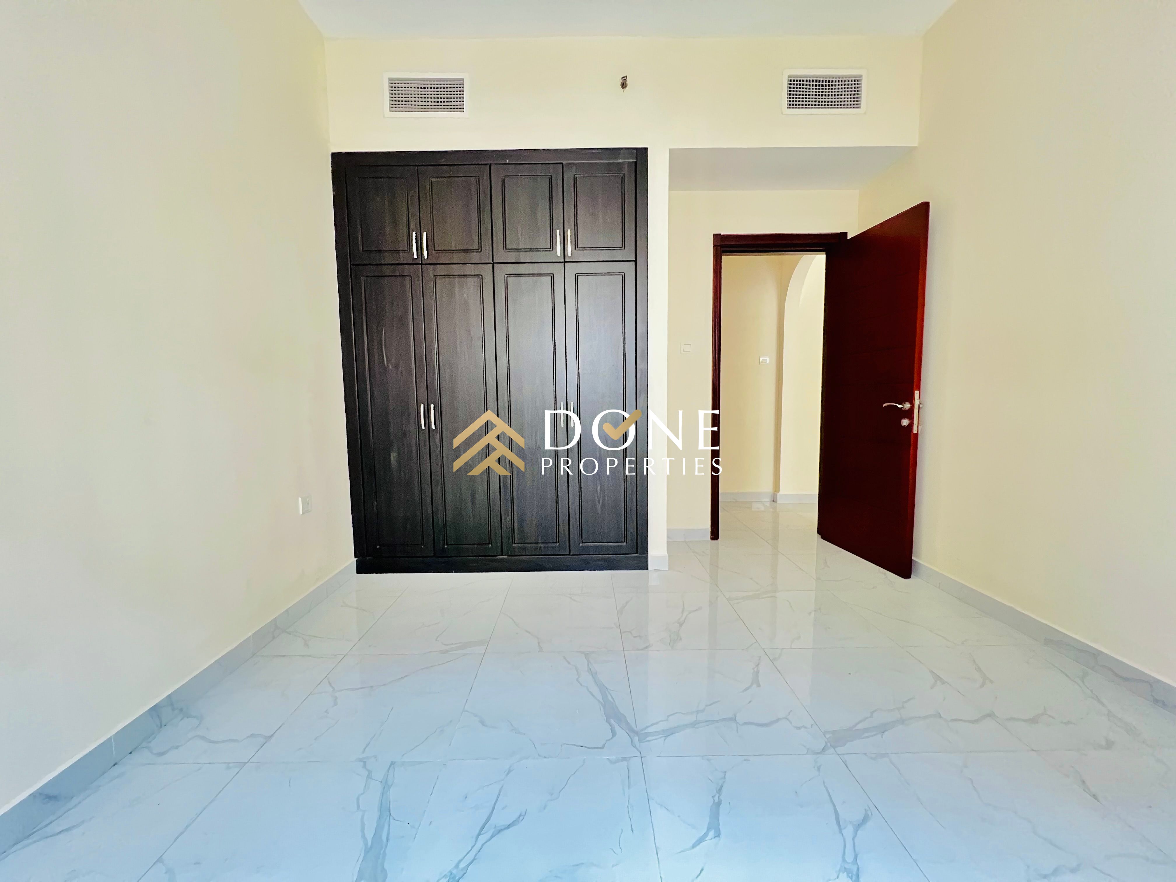 NO CASH DEPOSIT. FREE PARKING. WARDROBE. SEPARATE HALL. SPECIOUS 2BHK