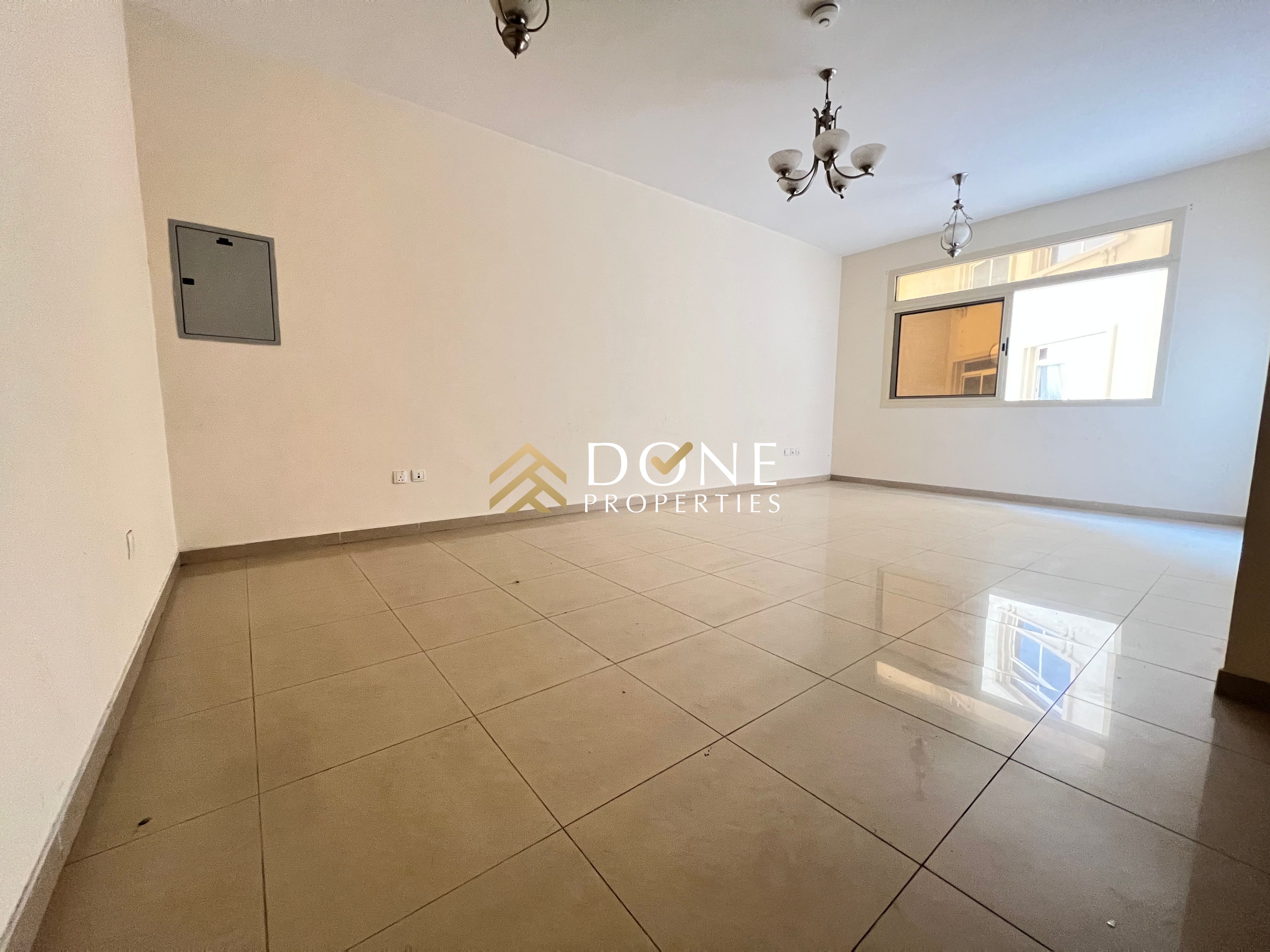 PRIME LOCATION SEPARATE HALL. GYM FREE. NEAR TO SHARJAH UNIVERSITY. SPECIOUS HUGE APARTMENT WITH 3 WASHROOMS