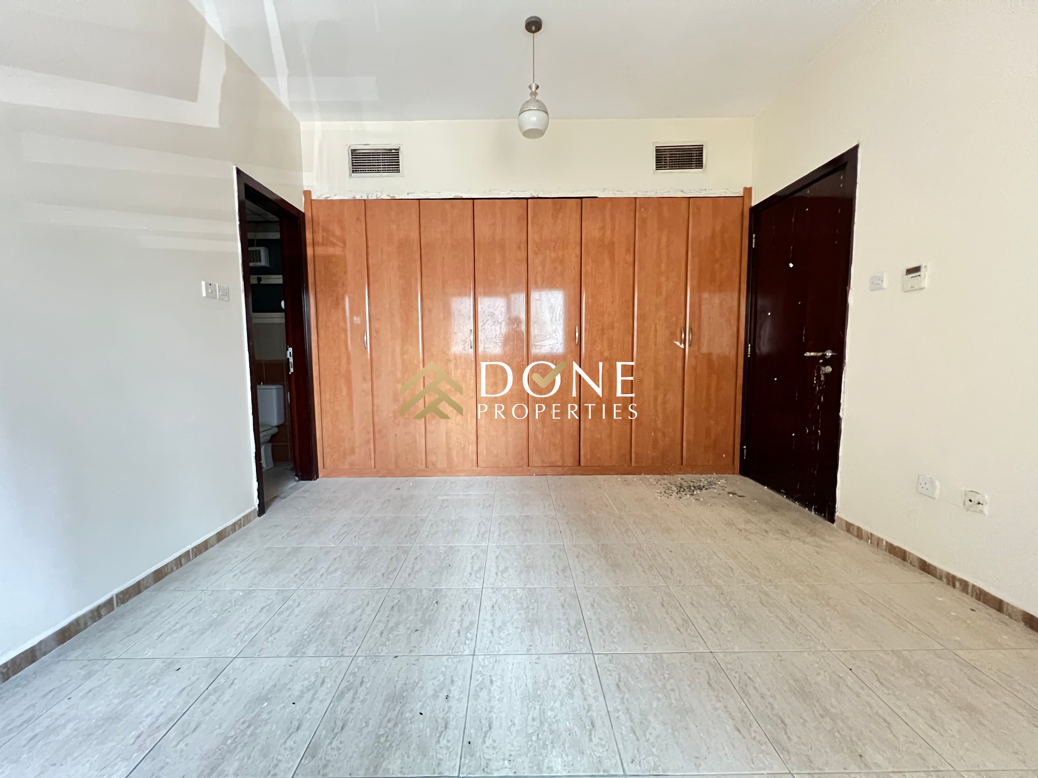 CLOSE TO CONCEIVE HOSPITAL. WARDROBE. SEPARATE HALL. BALCONY. SPECIOUS HUGE SIZE 3BHK