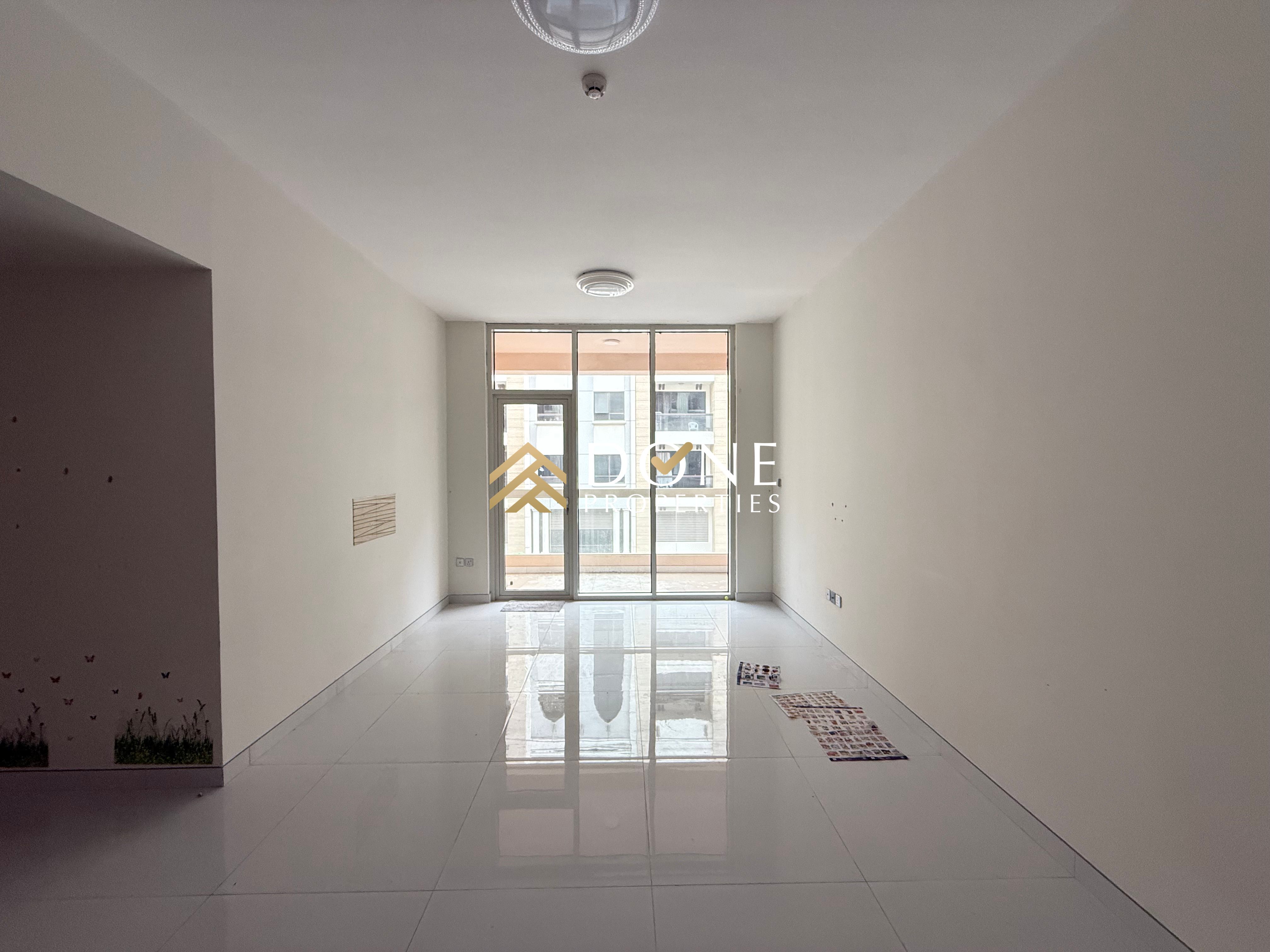 Spacious 2BHK with Balcony, Wardrobe & Master Bedroom with parking