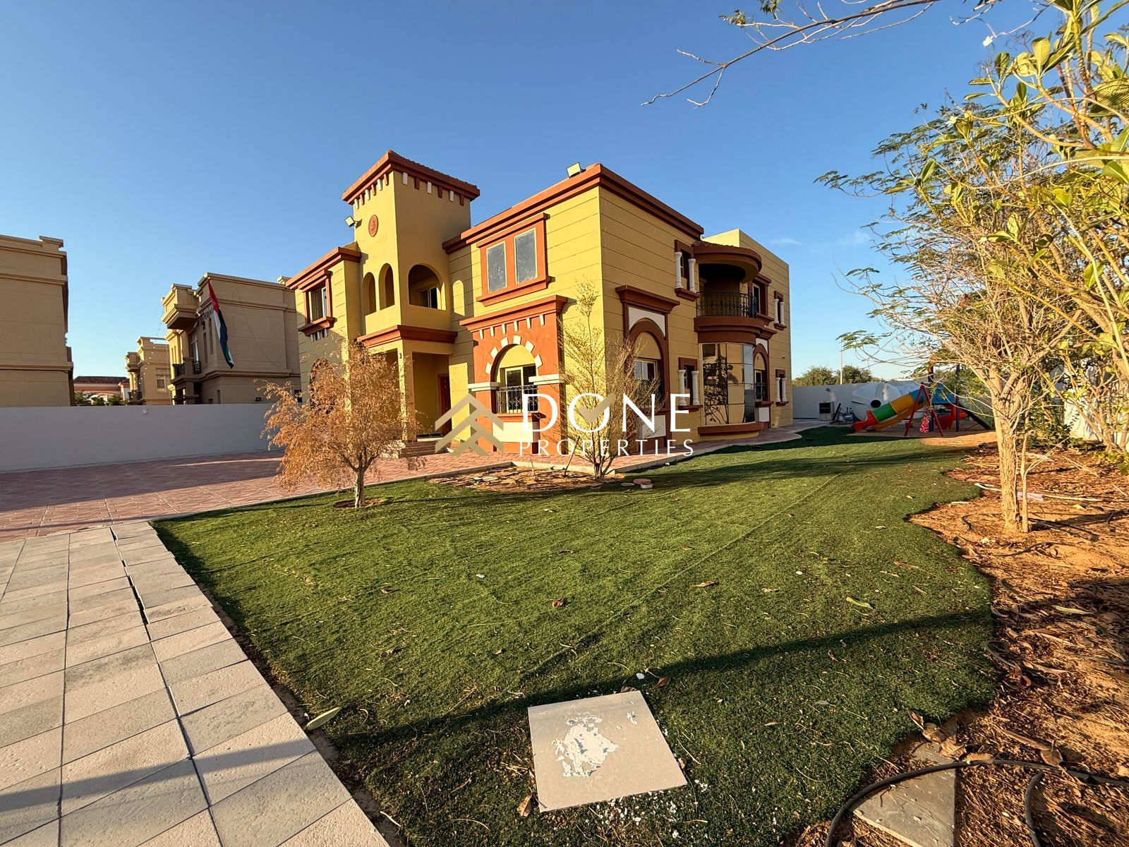 LUXURY 5BHK Villa WITH Garden MAID ROOM driver room