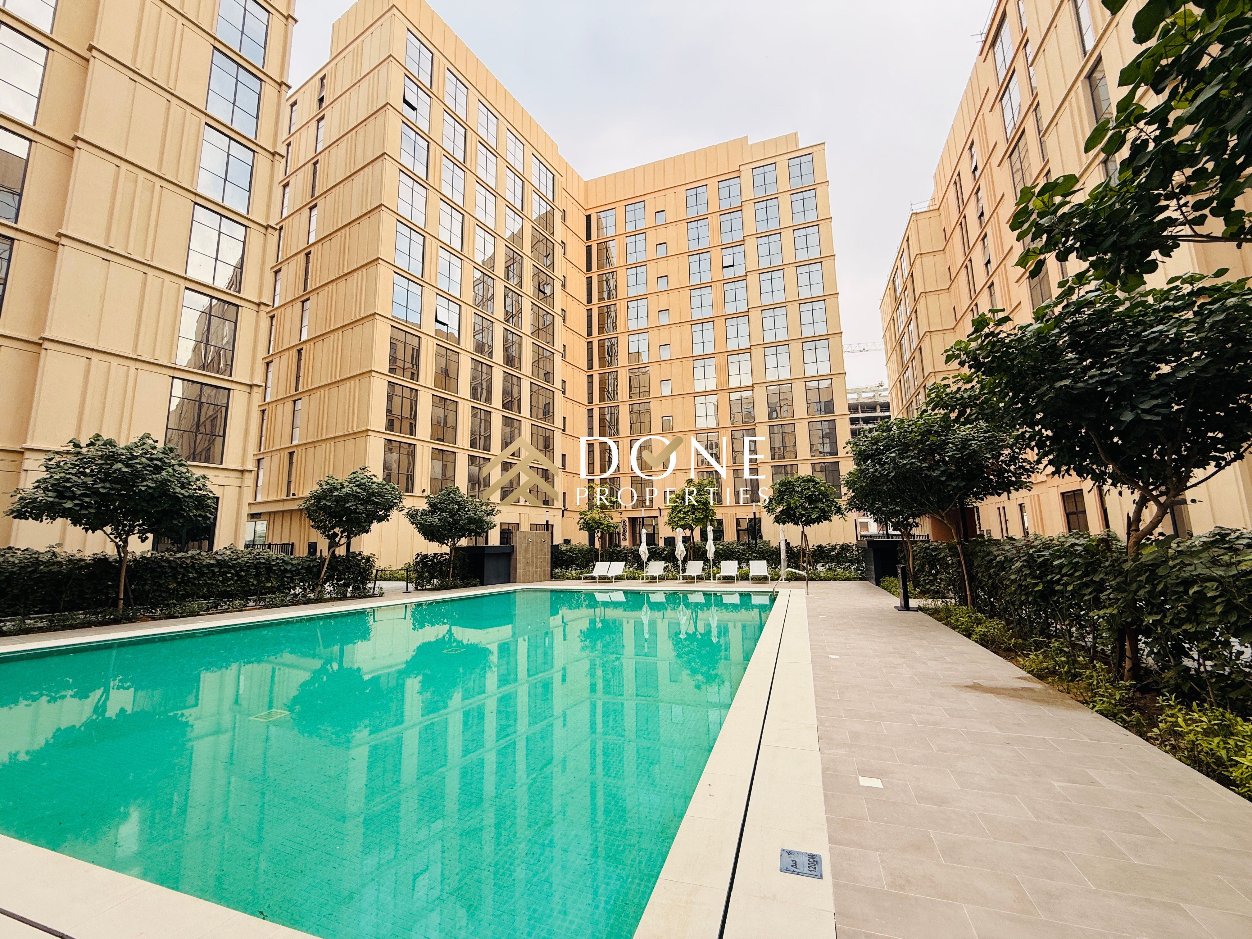 LUXURY 1BHK just 550k FREE HOLD PRIME LOCATION SHOPING MAll school