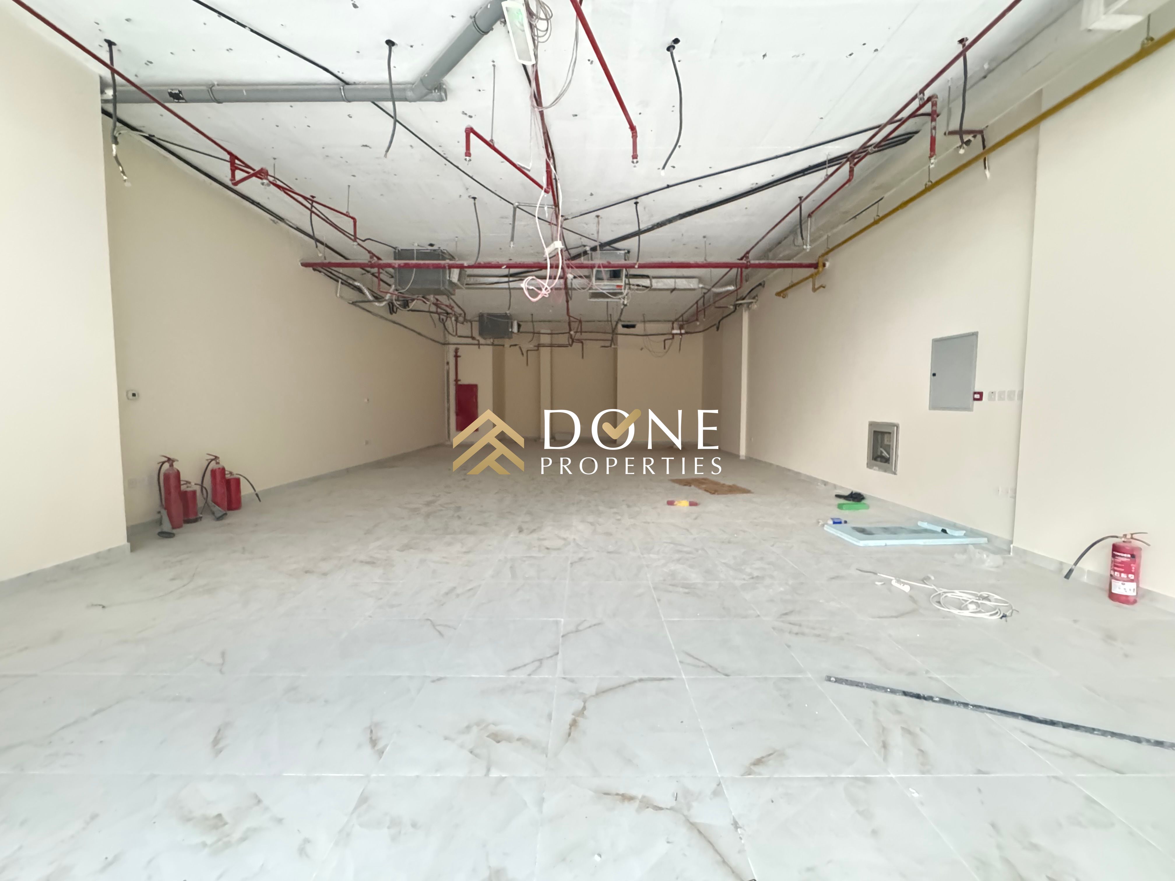 30 days free luxury shop very prime lecation ready to move business area only jest 175k