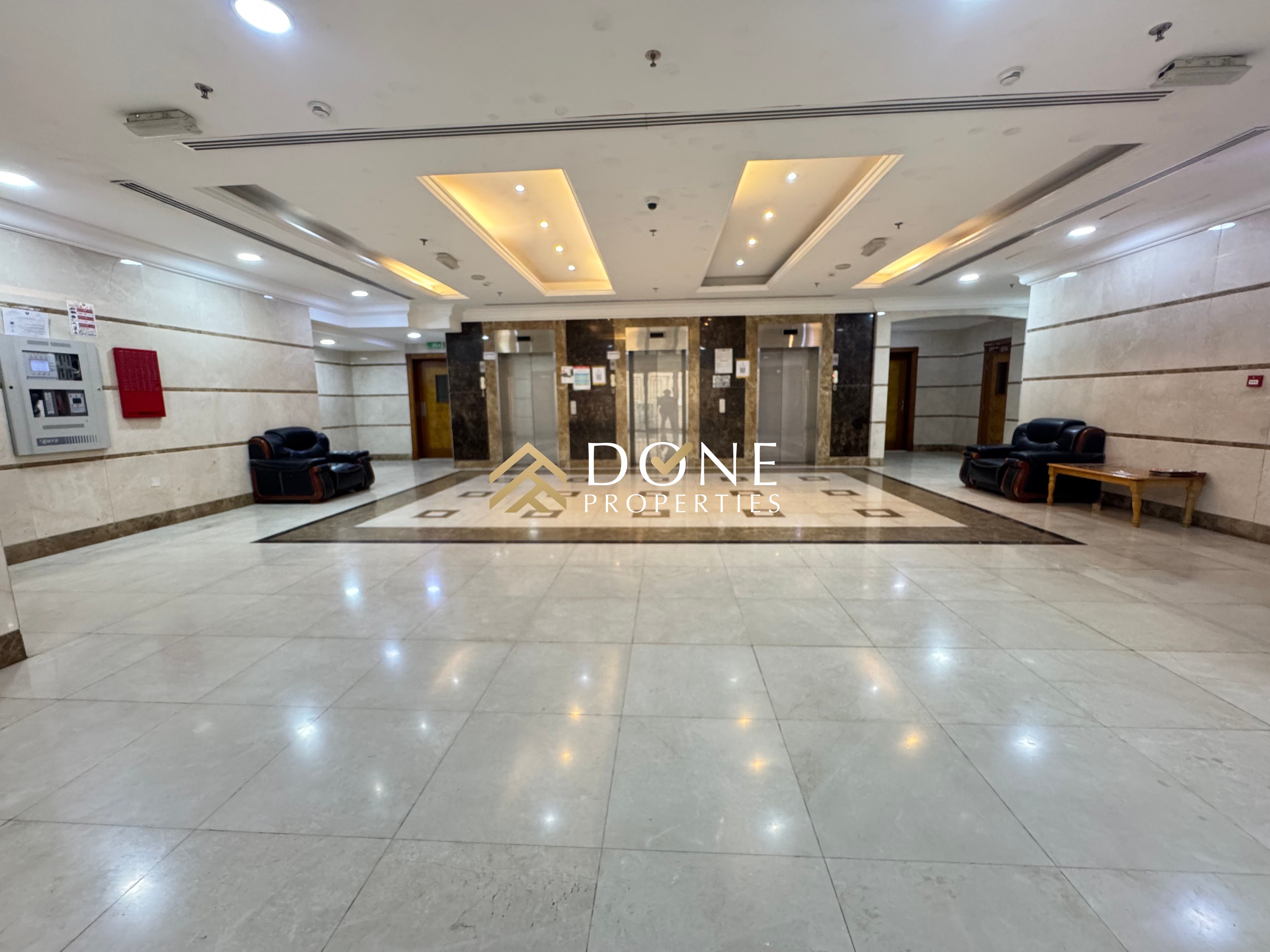 Very spacious luxury 3Bhk with store room balcony waderobe master bedroom parking only jest 70k
