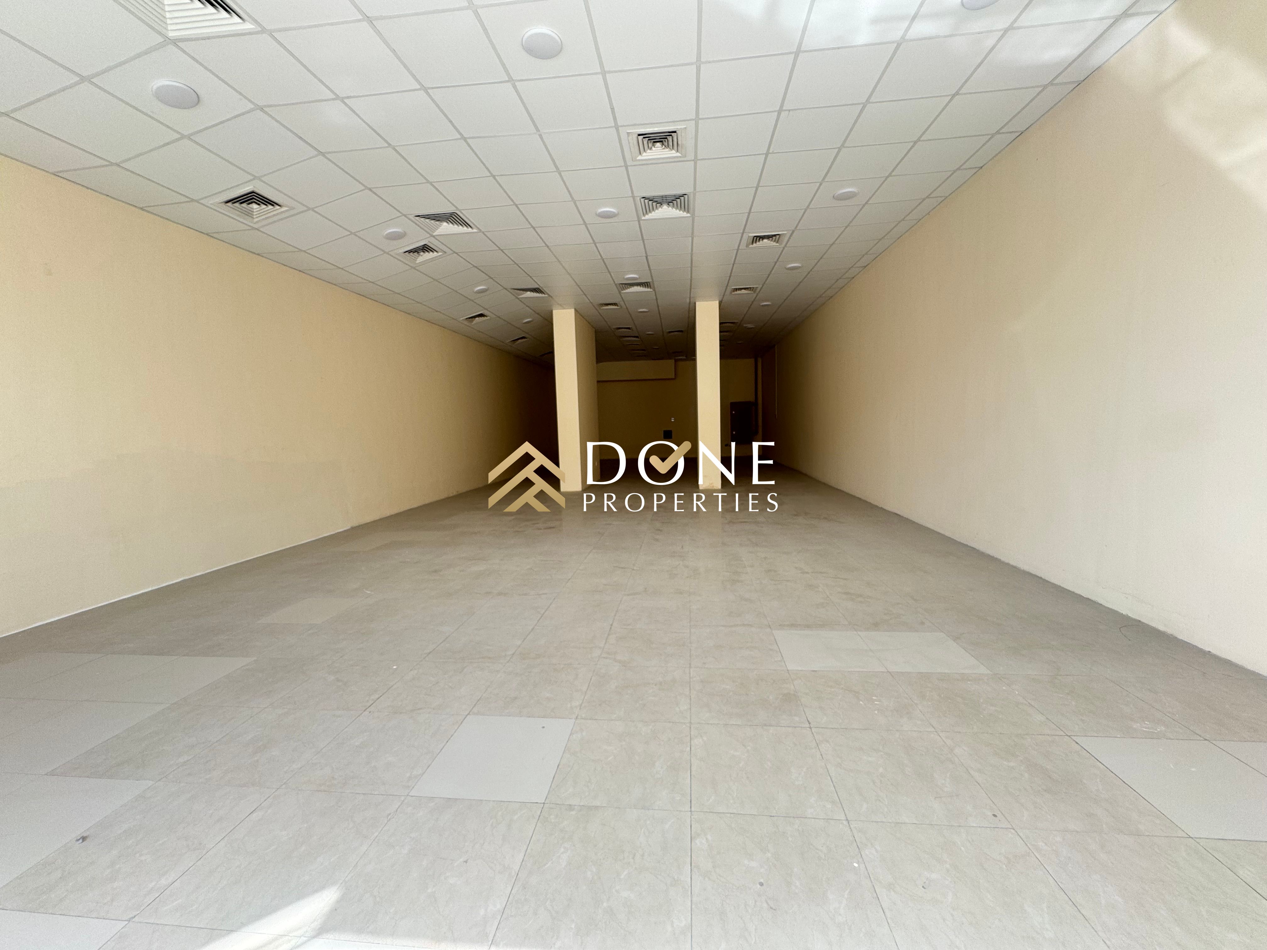 On the road luxury shop very prime lecation business area ready to move only jest 150k