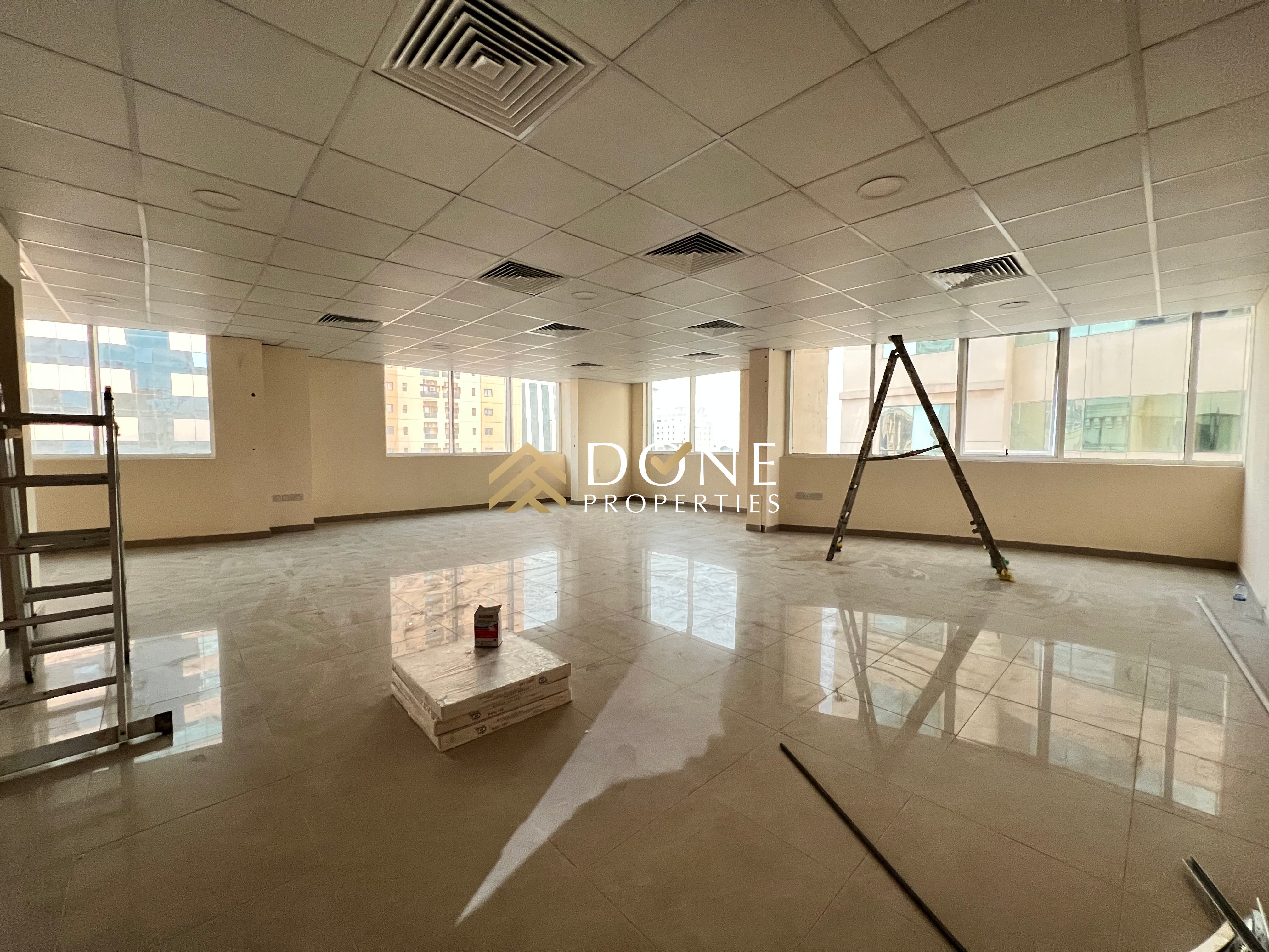 With one month free! Exclusive Office at the Main Streetone parking, ready to move.