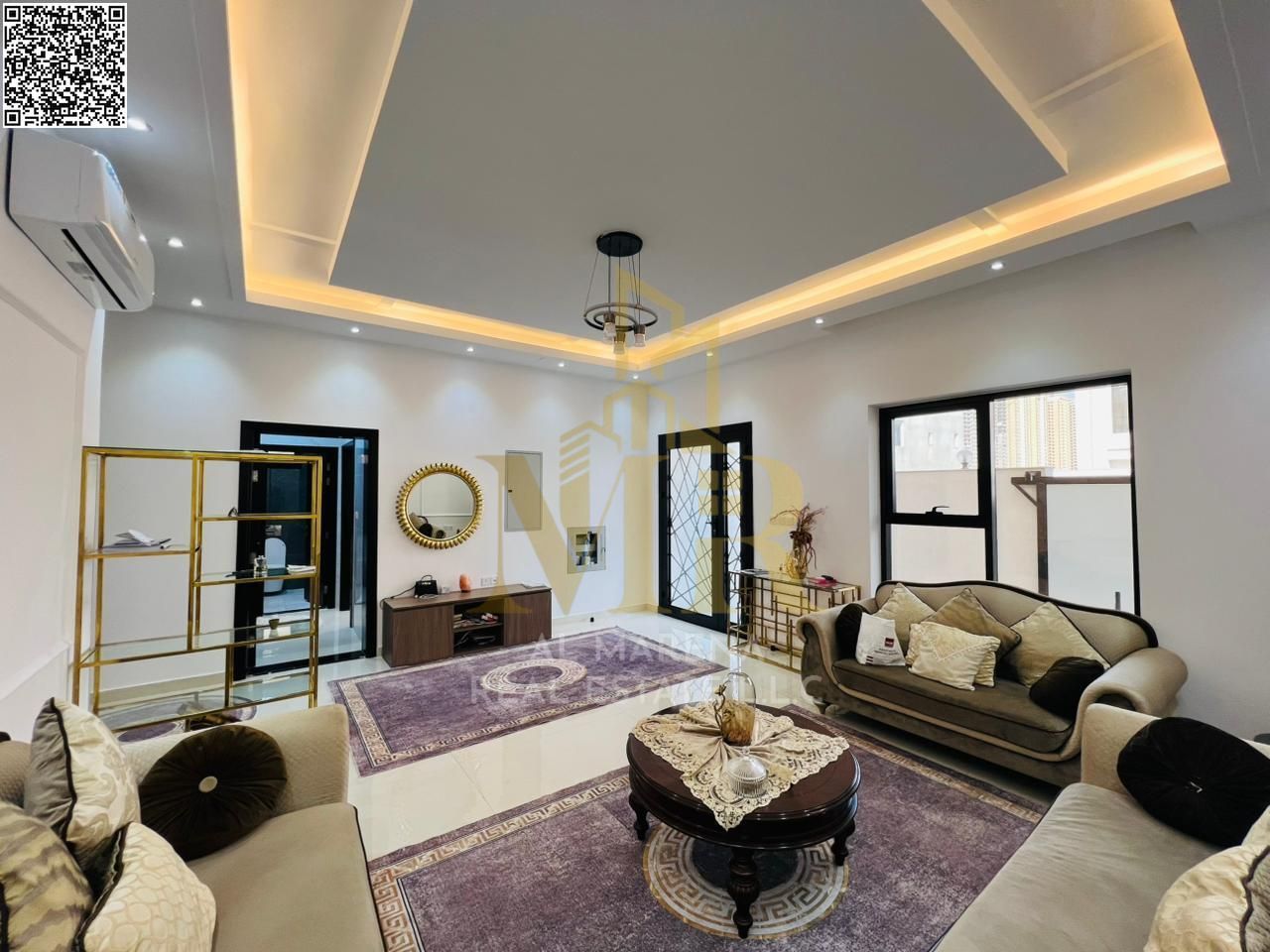 Villa for sale in Al Amrah – Two floors and a roof | Land area 3,500 sq ft | Built-up area 4,000 sq ft | 5 master bedrooms | Includes electricity, wat