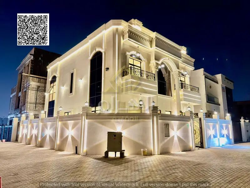 A golden opportunity to own a corner villa at an attractive price. Two floors with a roof terrace, European design,