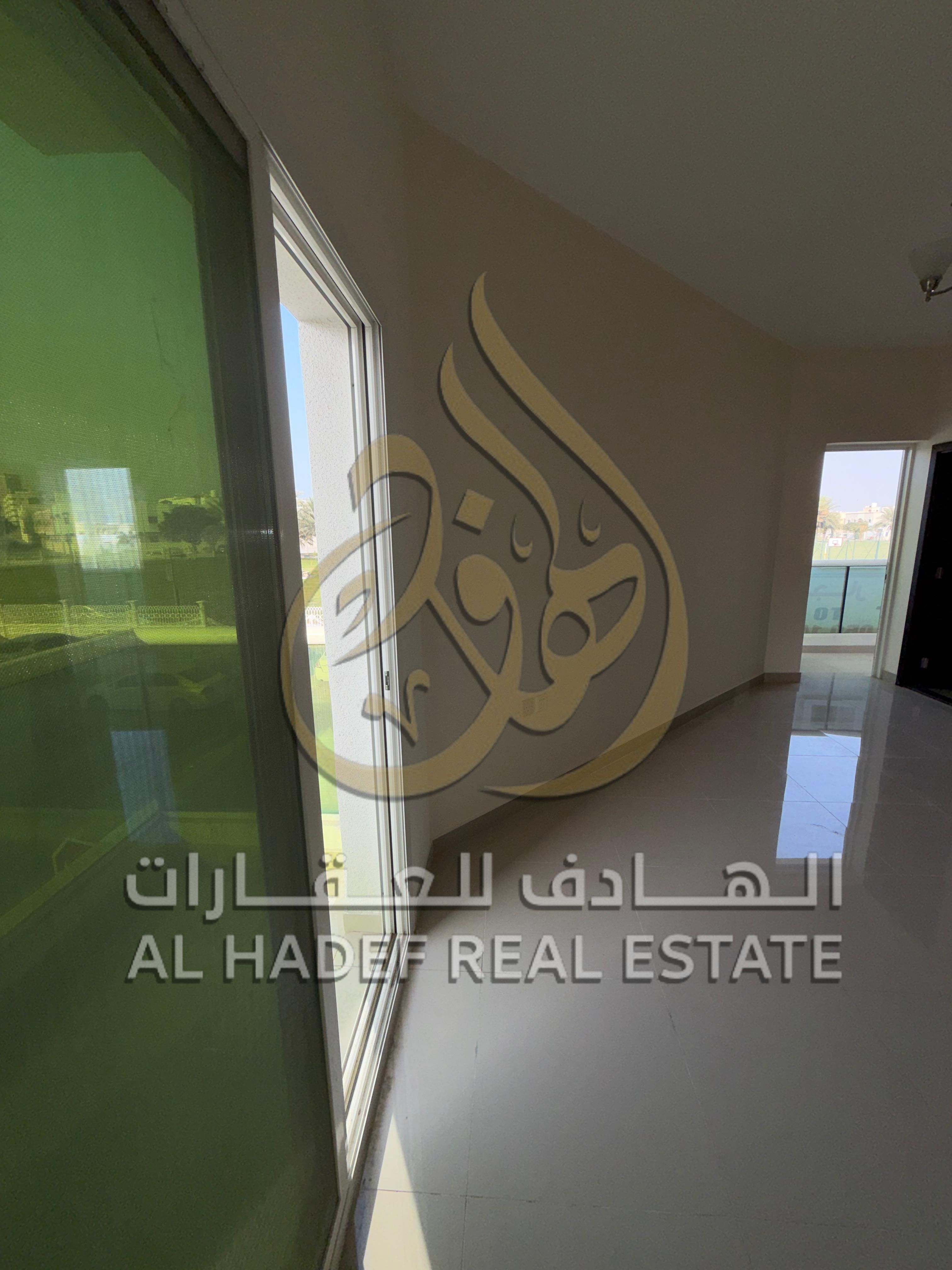Be among the first to move into this newly opened, state-of-the-art building in the heart of Al Manakh district, Sharjah. Modern apartments with excel