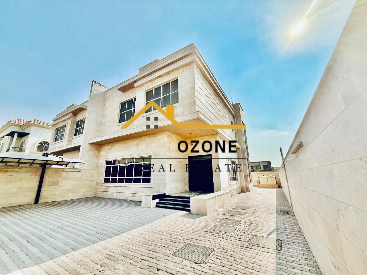 6 CHEQUES PAYMENT - 4 BEDROOM VILLA + MAID ROOM - AVAILABLE FOR RENT