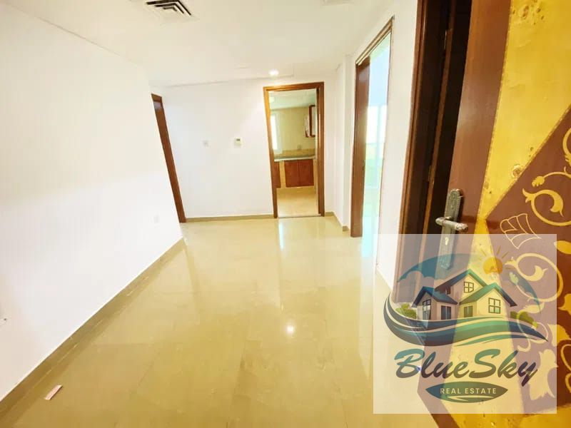 1BHK WITH BALCONY CLOSE HALL NEAR TO KING FAISAL ROAD RENT 33K