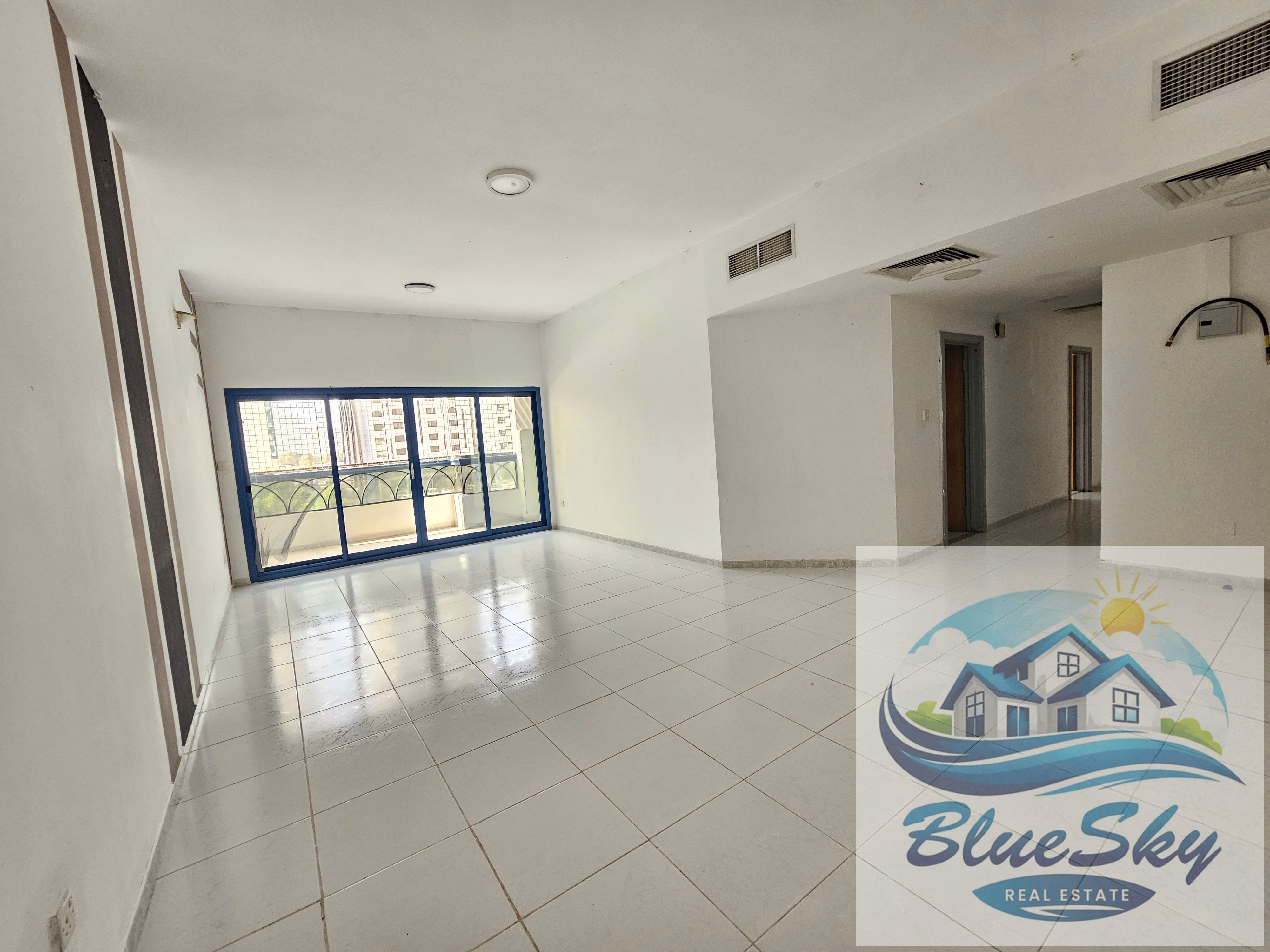 Chiller free ac 3bhk with balcony wardrobe master bedroom cornish view just for rent 65k only
