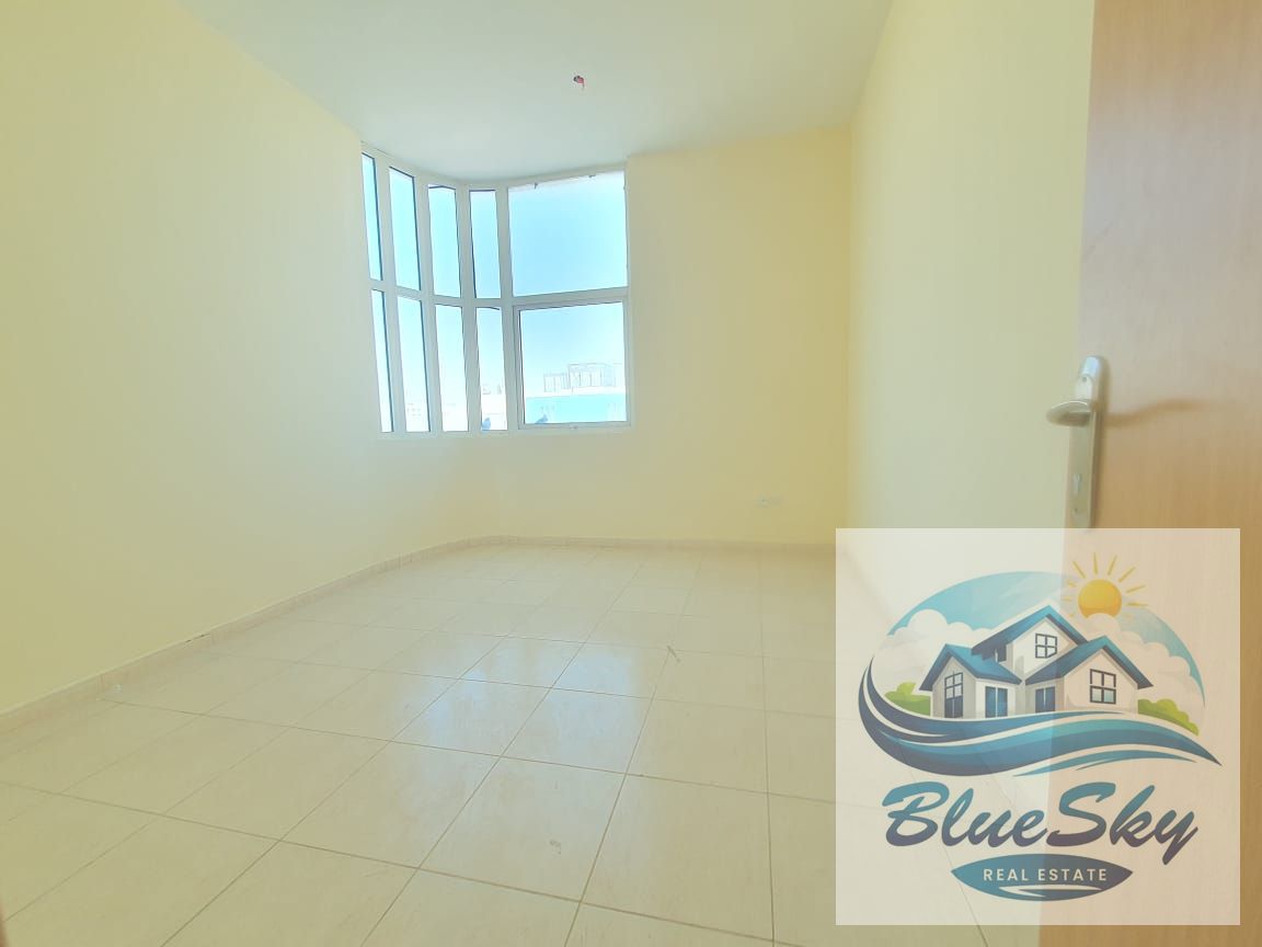 SPACIOUS 2BHK WITH BALCONY NEAR ABU shagara park just for rent 40k