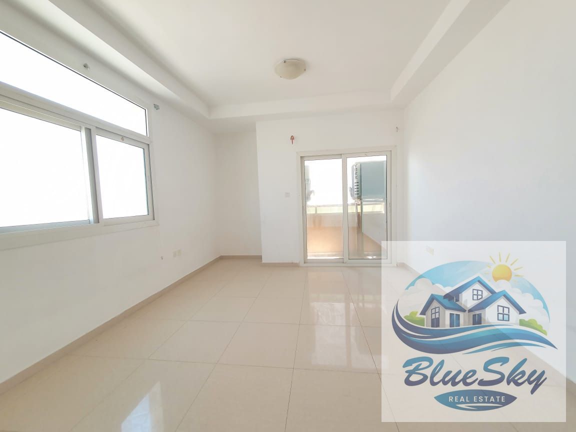 Nice location cheap price 3BHK with master room and balcony just for rent 45k