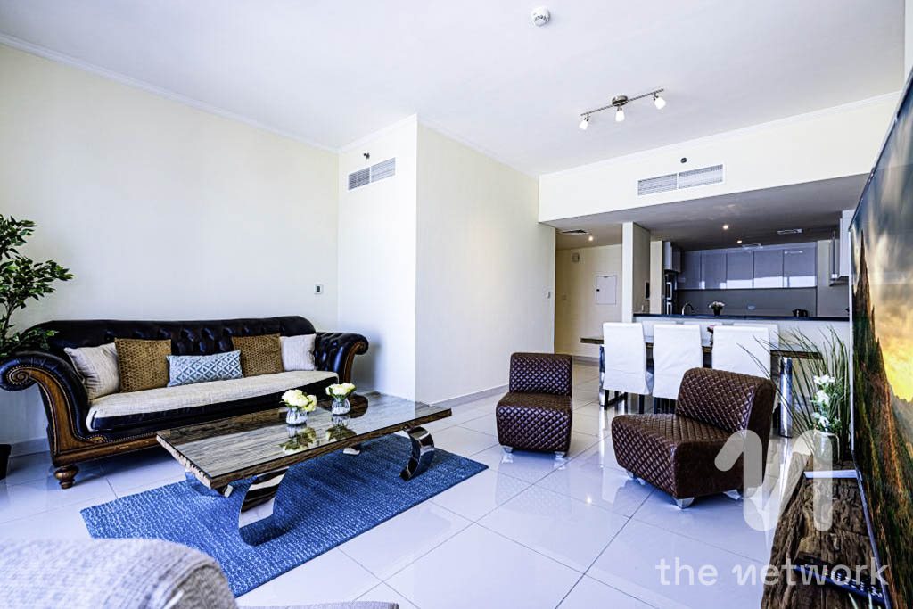 Mid Floor | Sea views | Vacant and Ready