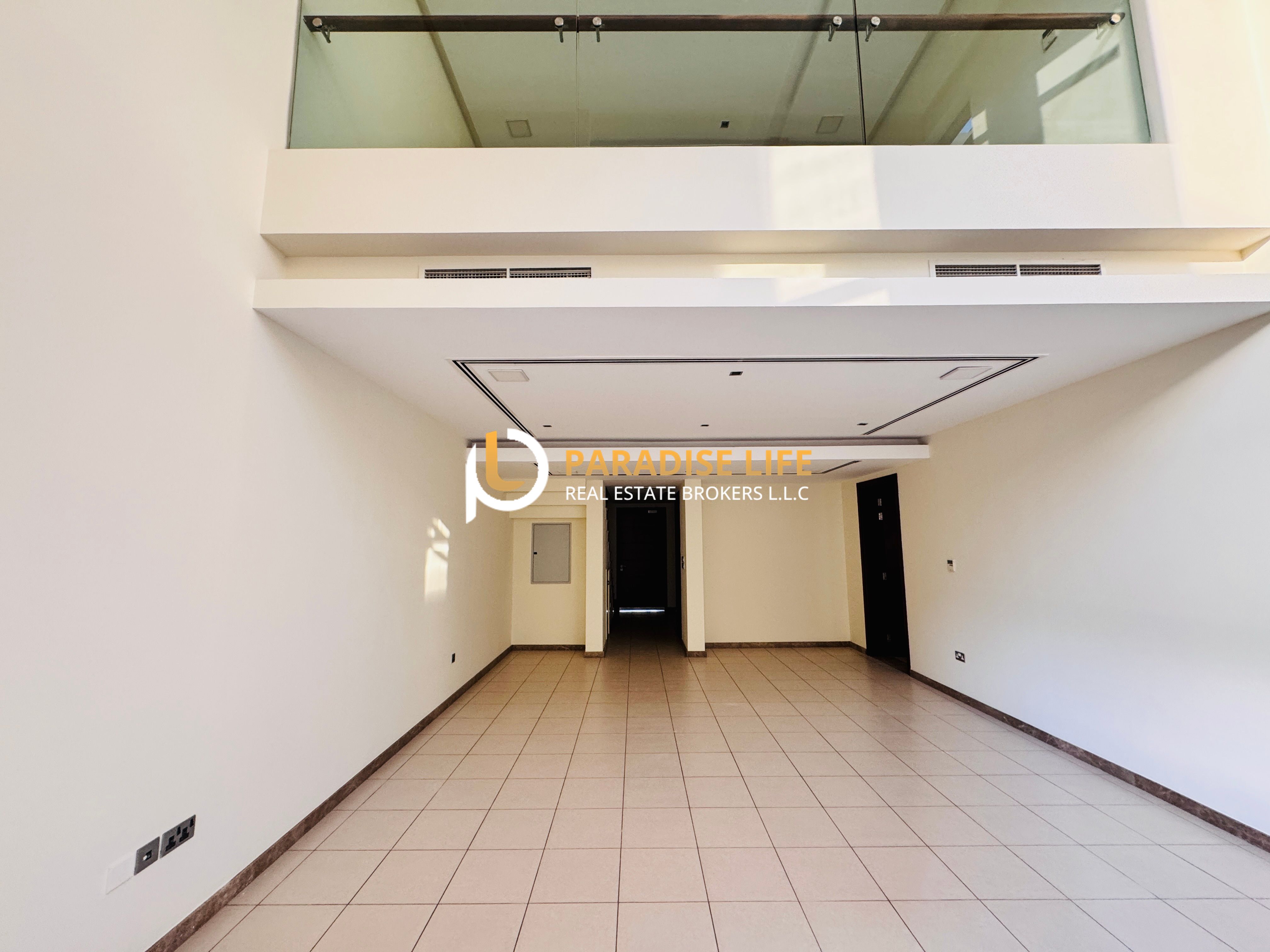 Luxury 4 bedroom Villa available