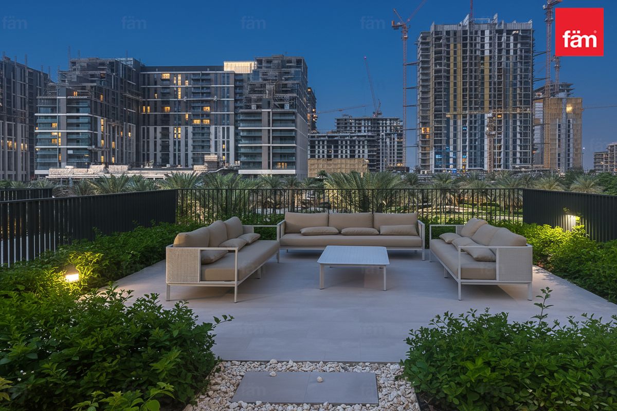 3 Bedroom Apartment for Rent | Park Field Tower 2