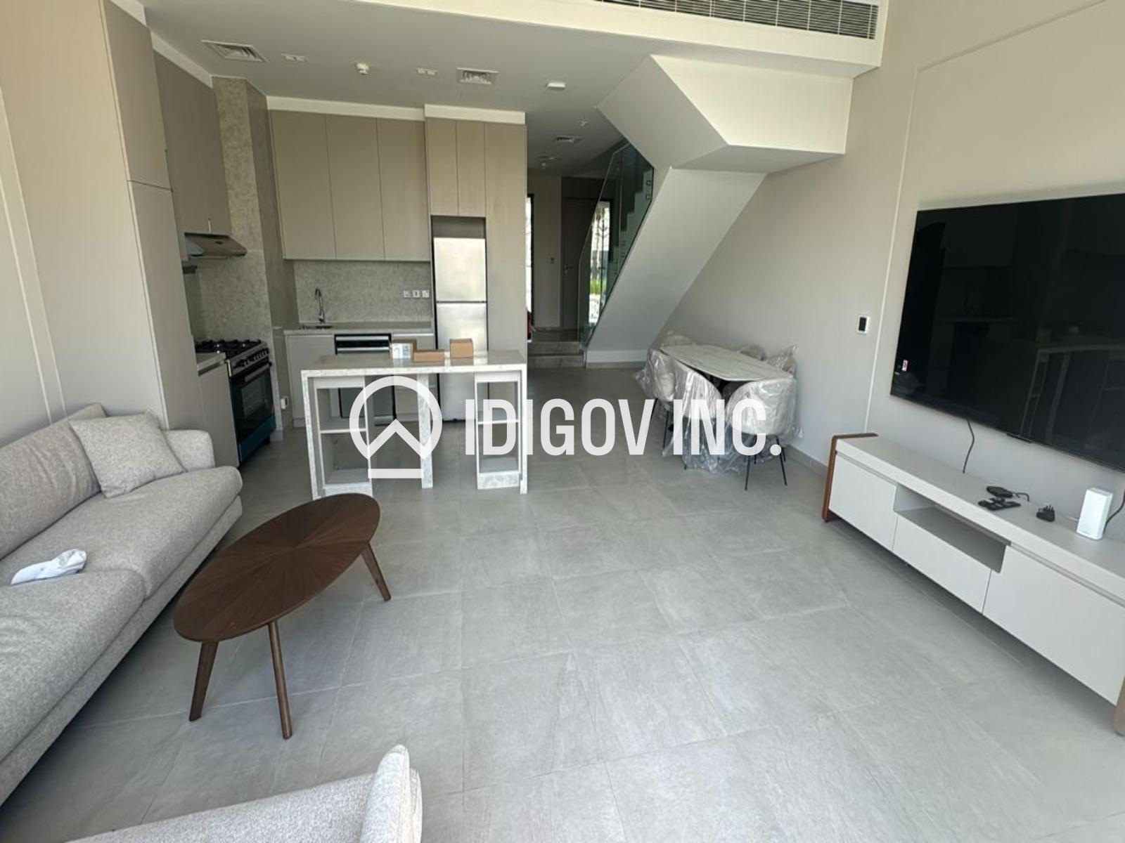 Spacious | Duplex | Private Garden
