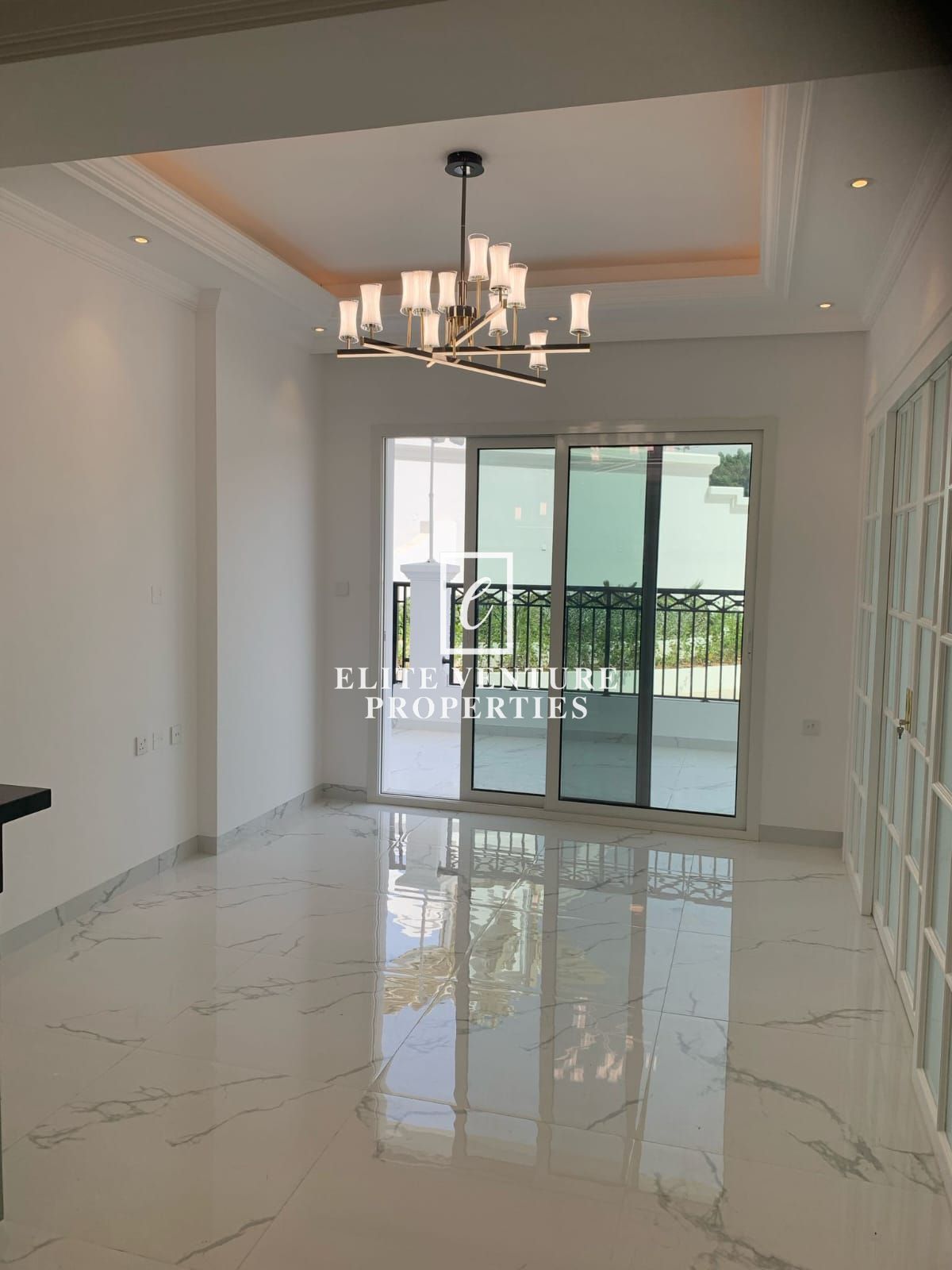 2-BEDROOM | BRIGHT APARTMENT | DIRECT AMINITIES ACCESS