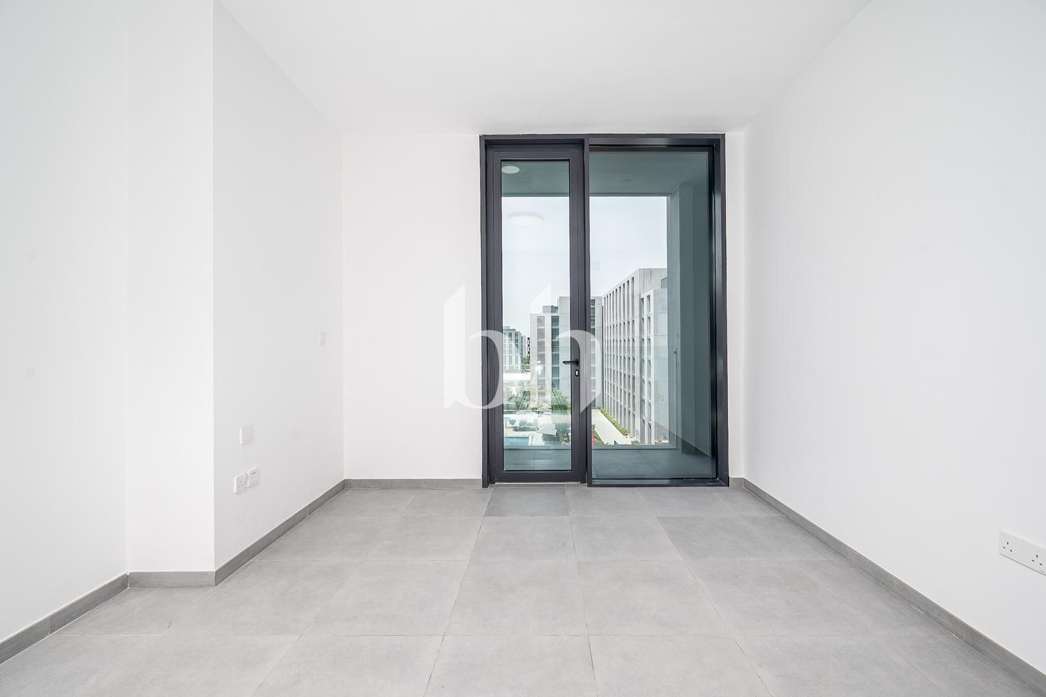 Rented | Smarthome | Price Negotiable