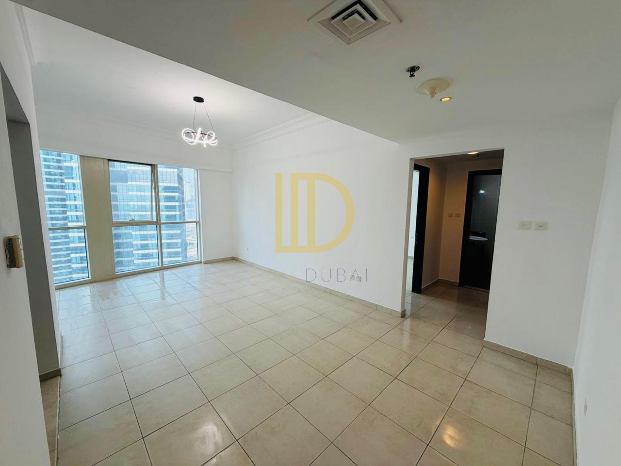 Vacant I Lake View I High Floor I Excellent Layout