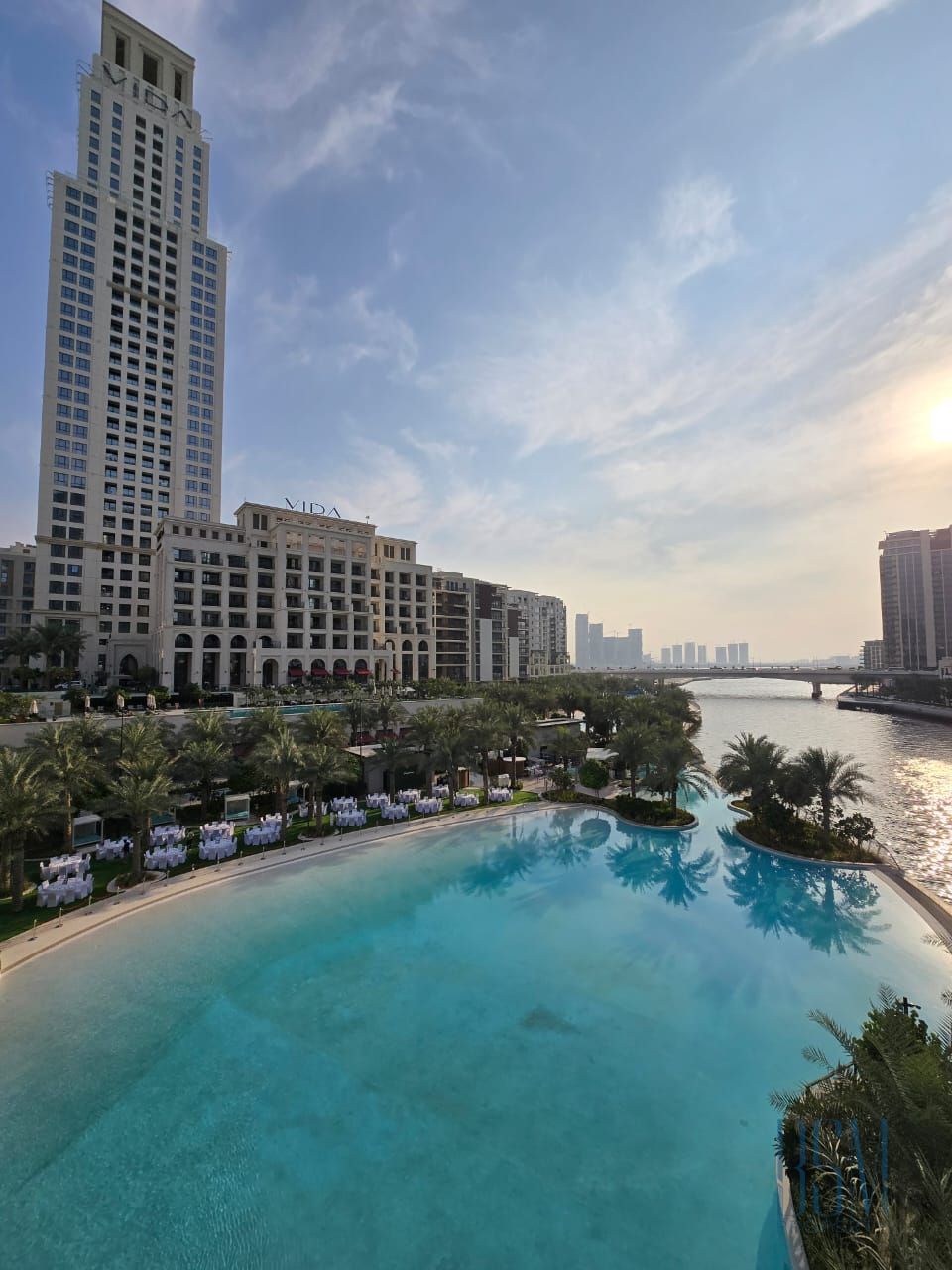 Prime Location | Luxurious | Vacant | Furnished