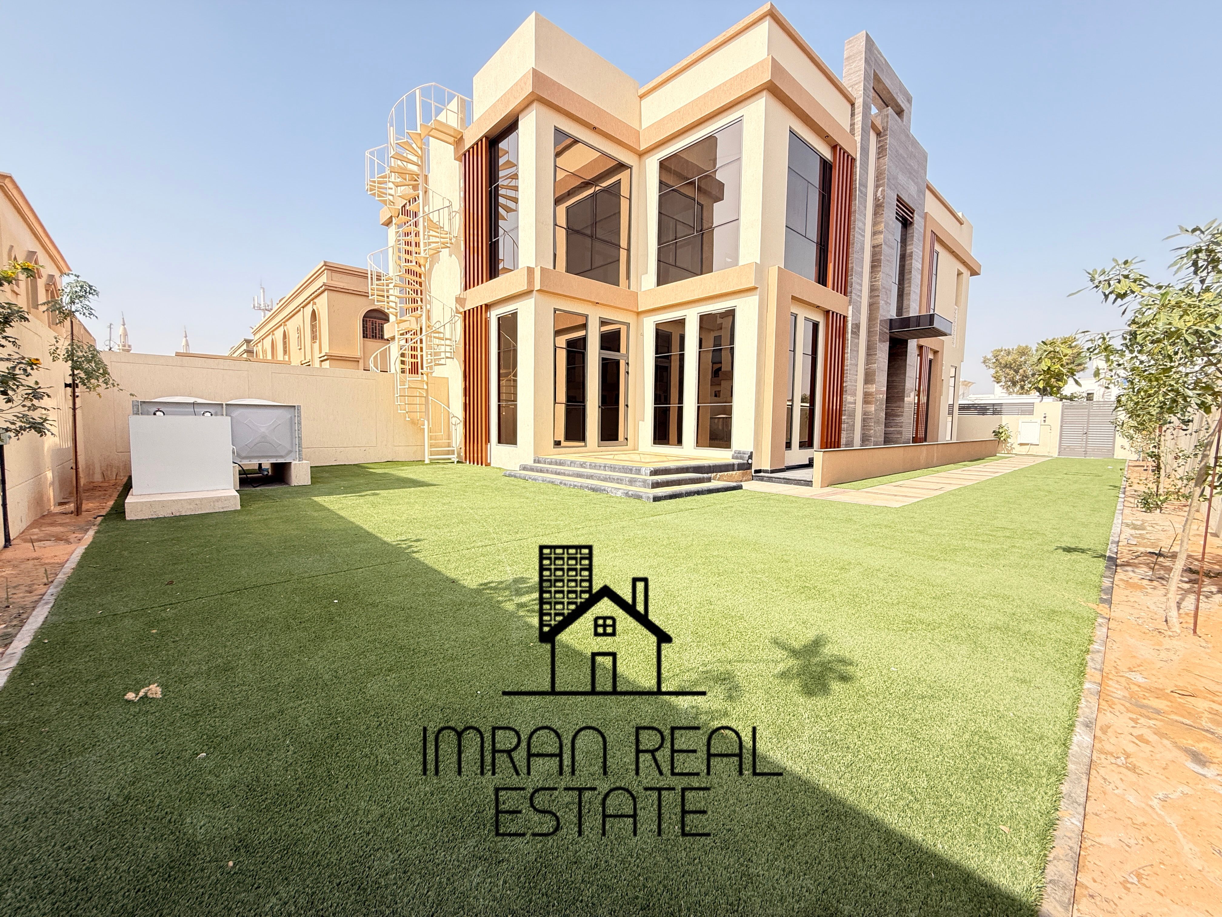 Brandnew Luxury Huge Size 5-BR Villa Ready to Move in AL Goaz