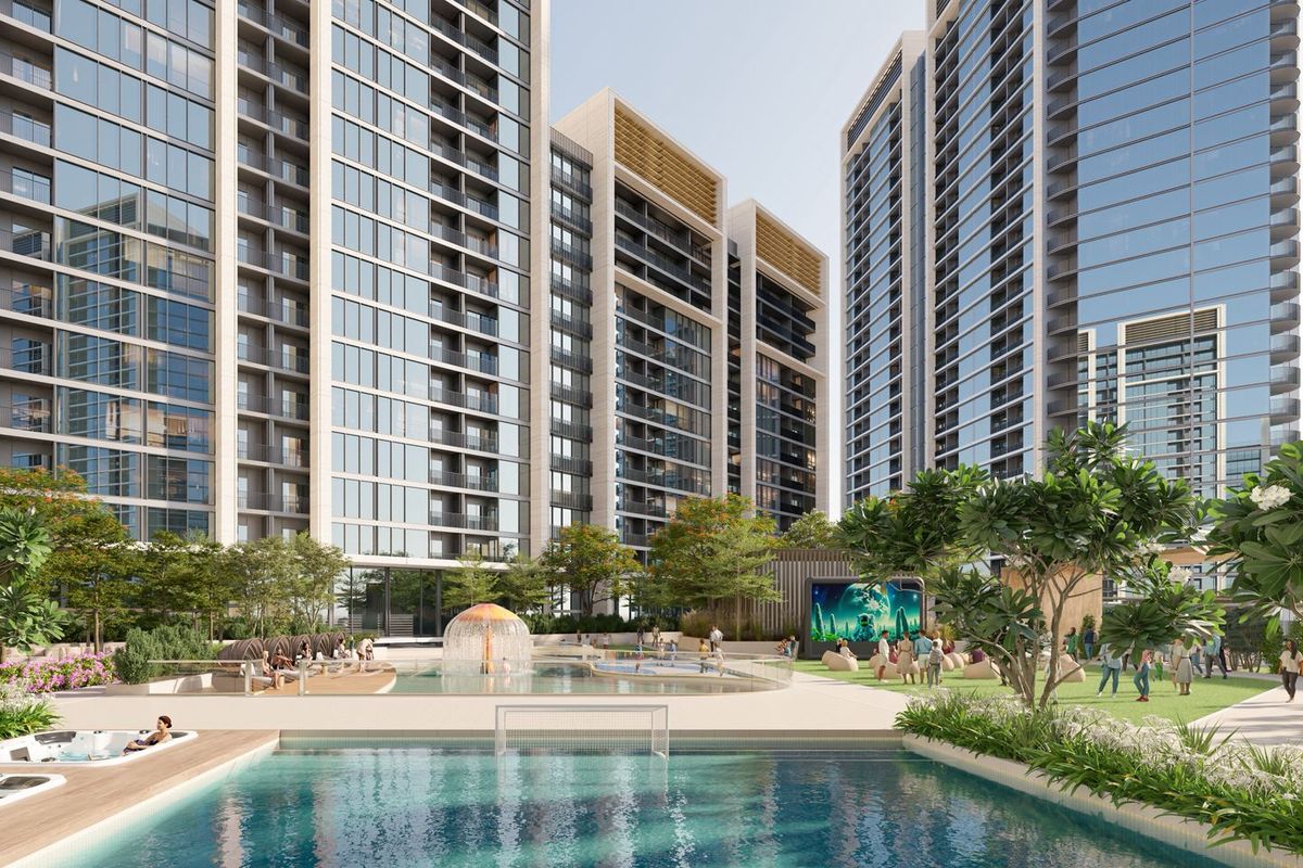 Highest Floor | Corner Unit | Close To Metro