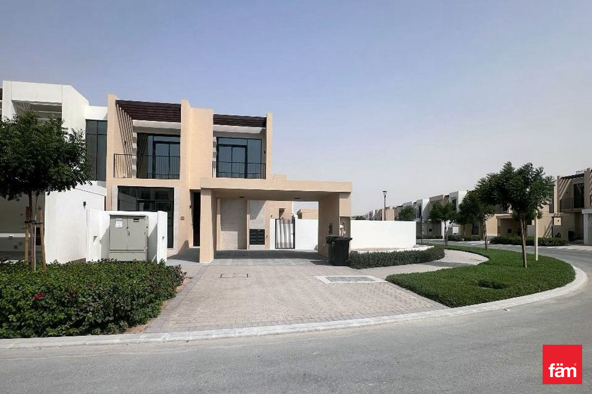 Spacious | Ready And Cozy Community | Corner Unit