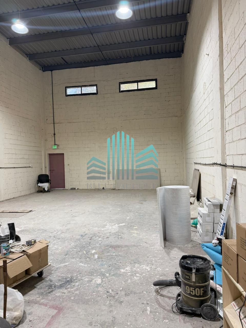 EASY ACCESS TO MAIN ROAD | SUITABLE FOR STORAGE | READY TO USE