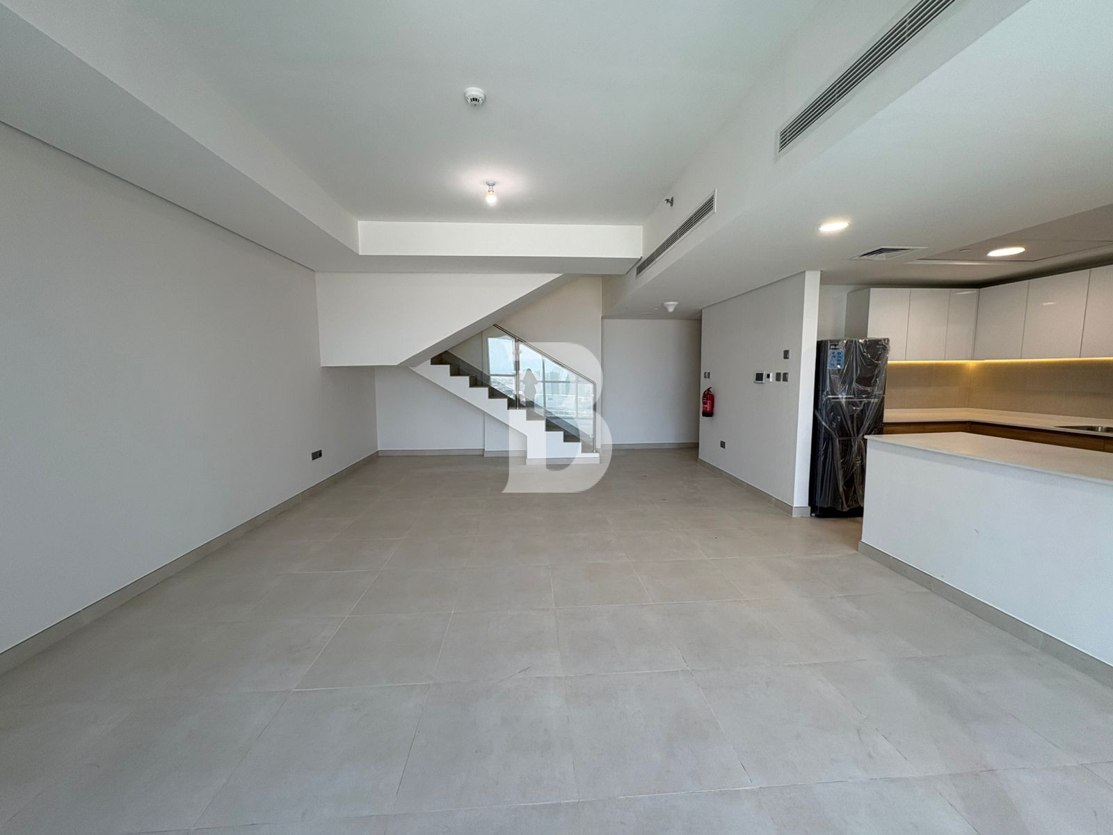 Brand New Unit | Duplex 2+Maids | Canal View