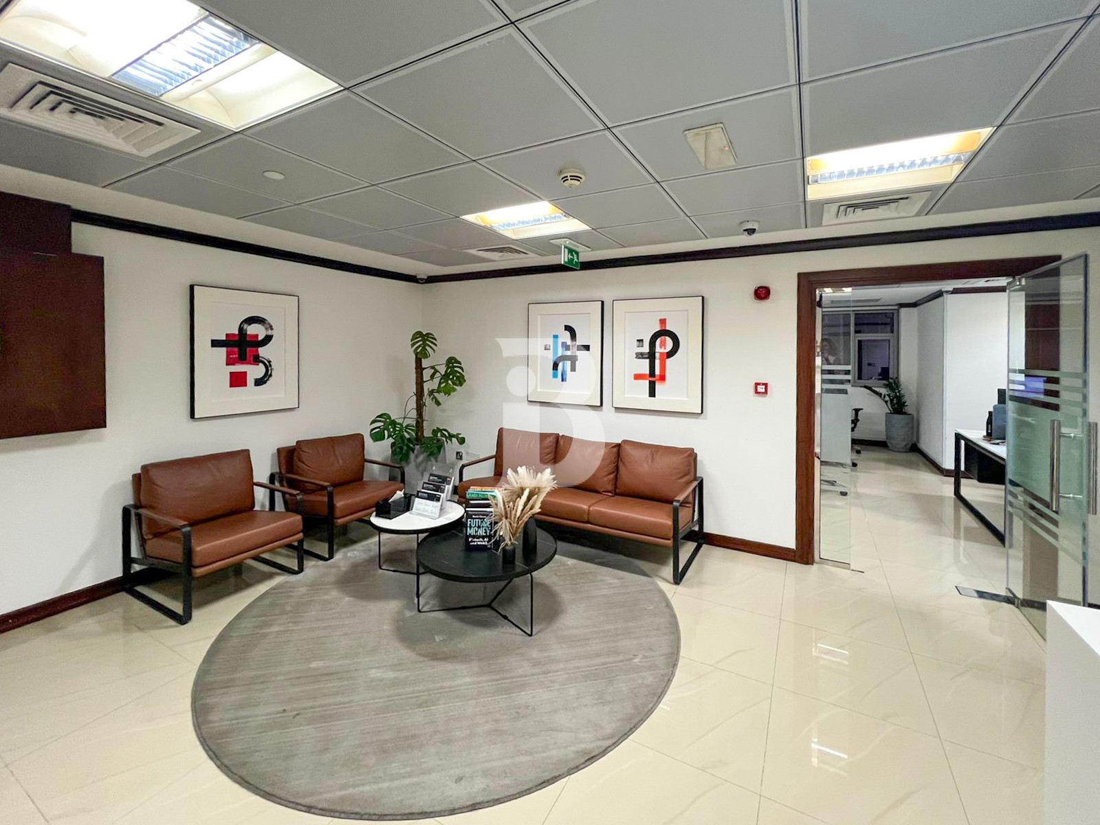Fully Furnished |Upgraded Interiors|7 Parkings