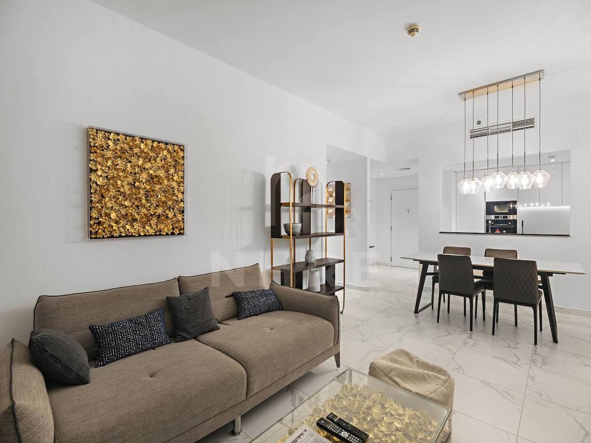 1st May | Upgraded | Furnished | Fountain View