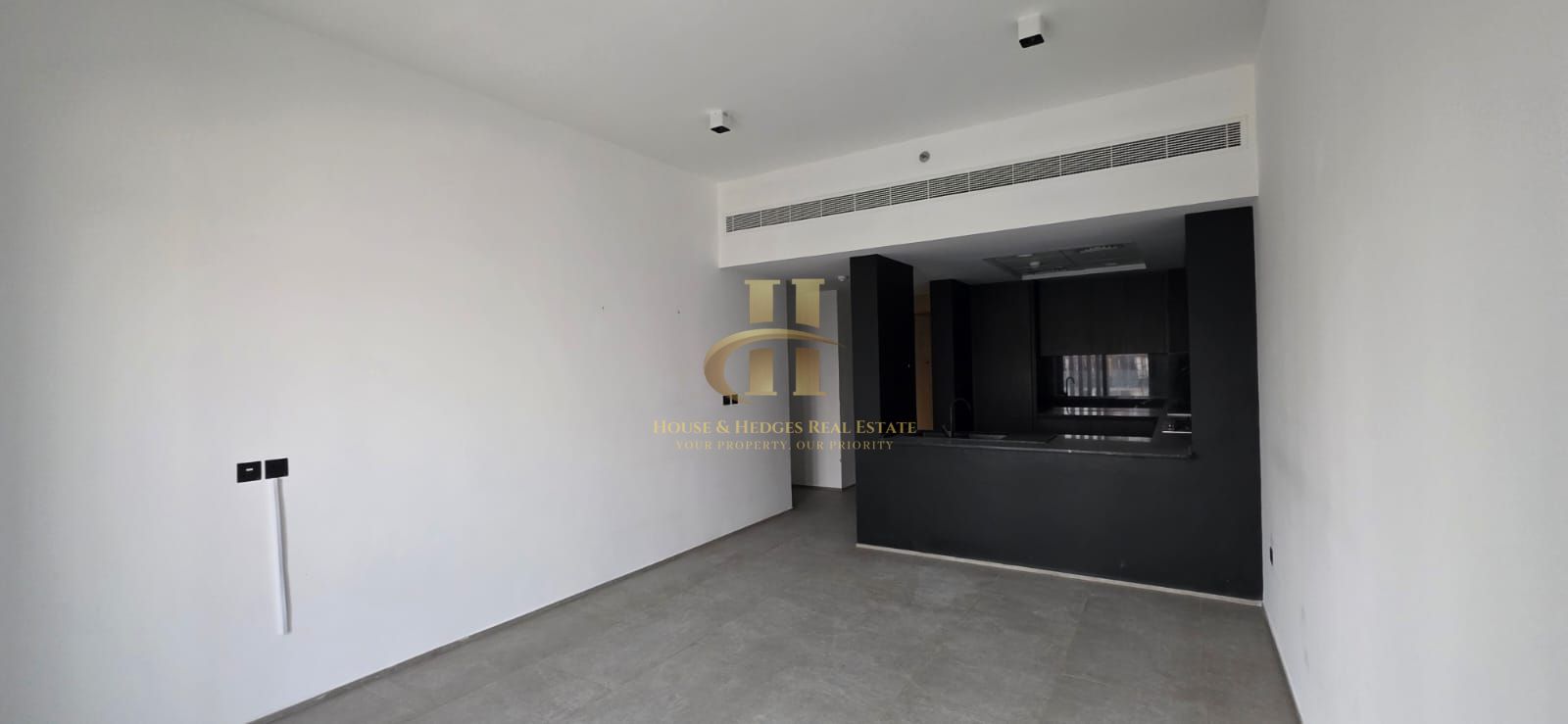 Ready to Move | Spacious Size | Prime Location