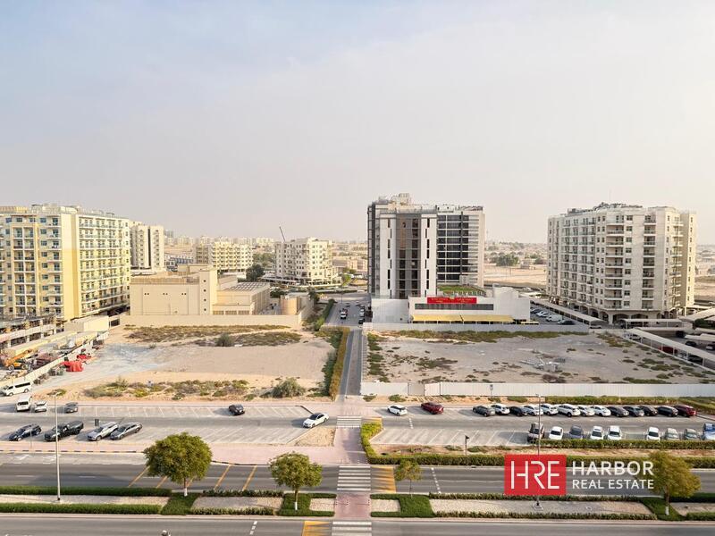 12 Cheques| Open View | Pet friendly | Spacious