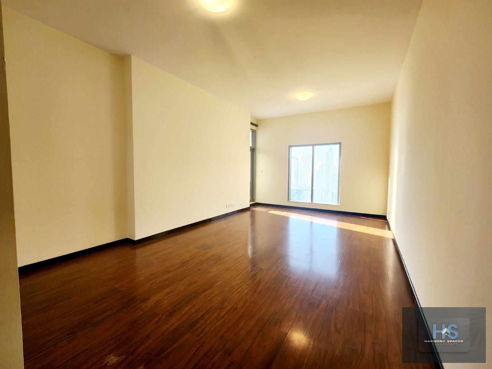 Spacious 1BR | High Floor | Marina Skyline & SZR View | Upgraded Kitchen