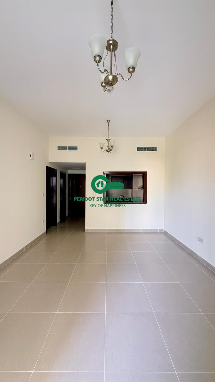 Spacious Apartment 1 Bedroom | Prime Location | In Al Manal View Building