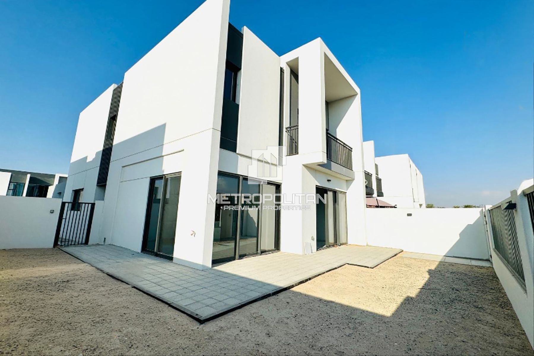4 Bed + Maid | End Corner Townhouse | Rented