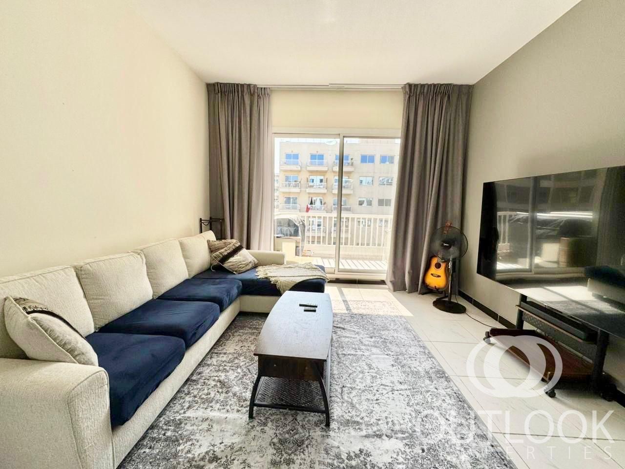 Urgent Sale | Furnished + Vacant | Pool View