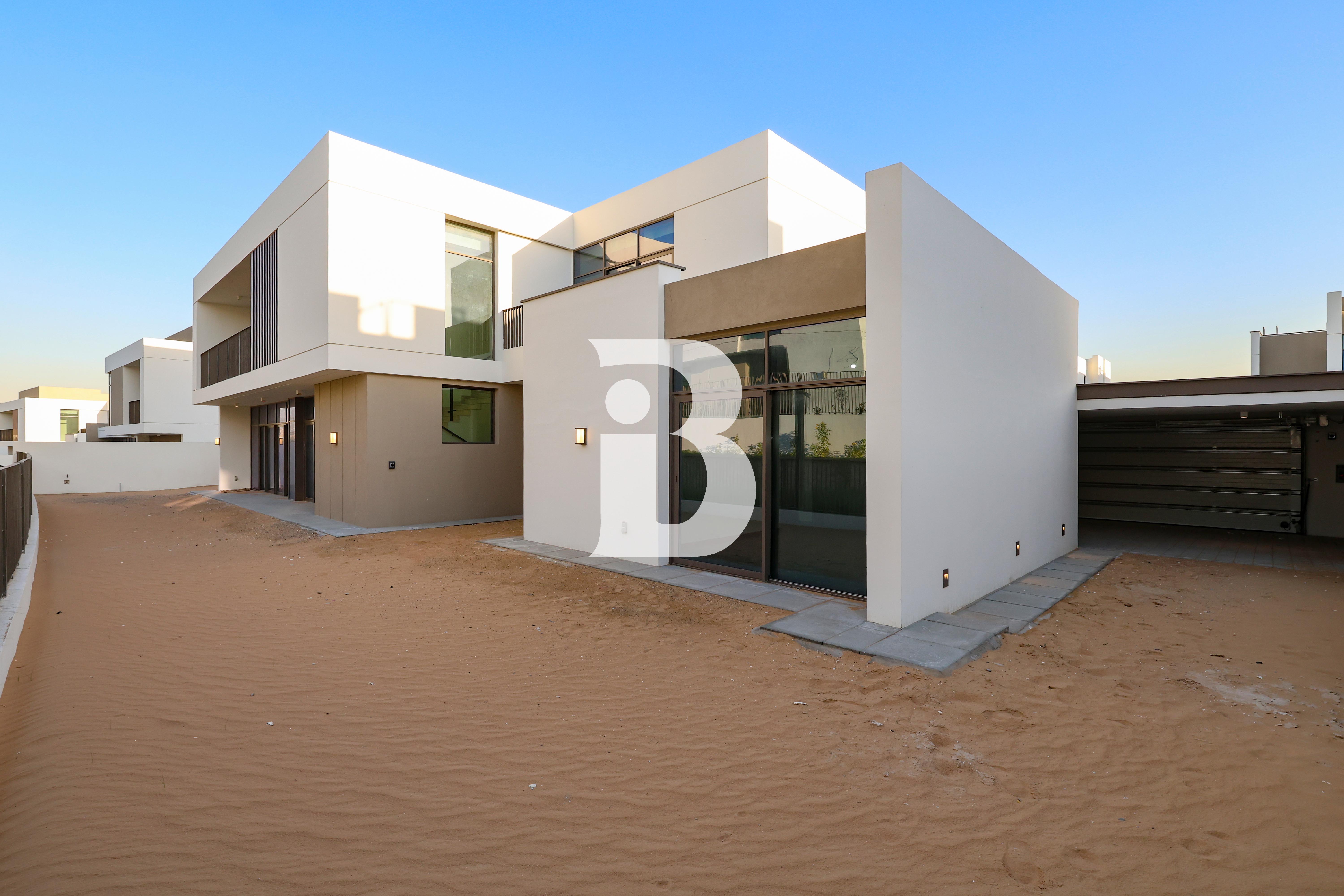Large Plot | Preferred Layout | Internal Location