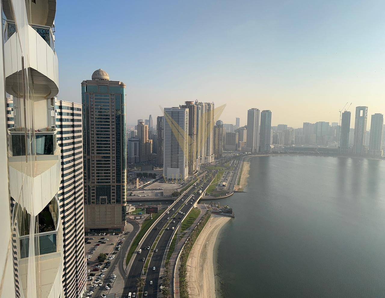 Spacious 3BHK + Maid with Lake and Sea Views