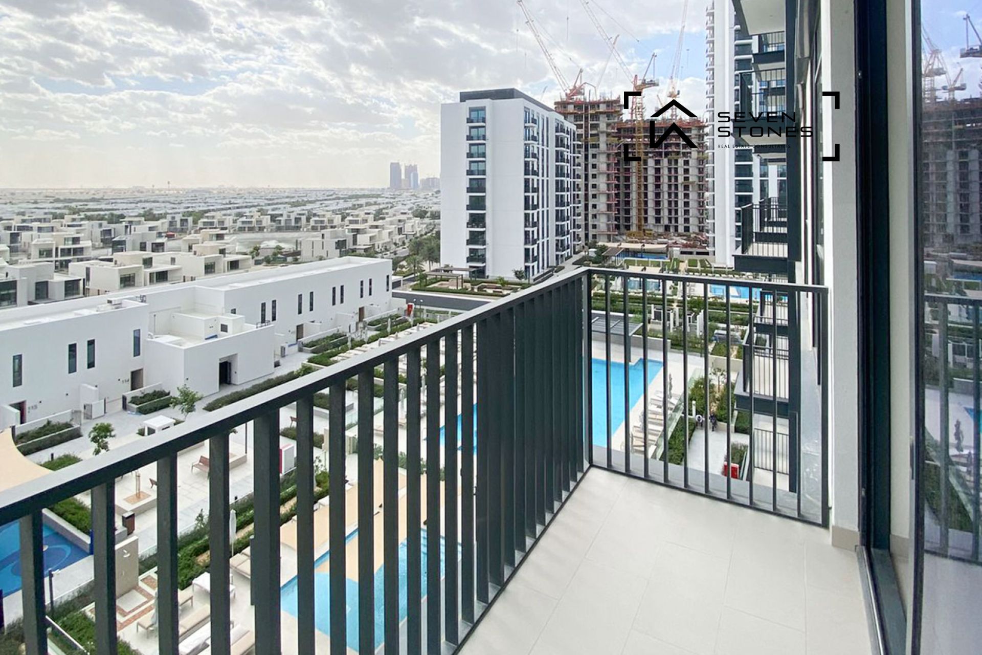 Pool View | Ready to Move-in | Mid-Floor