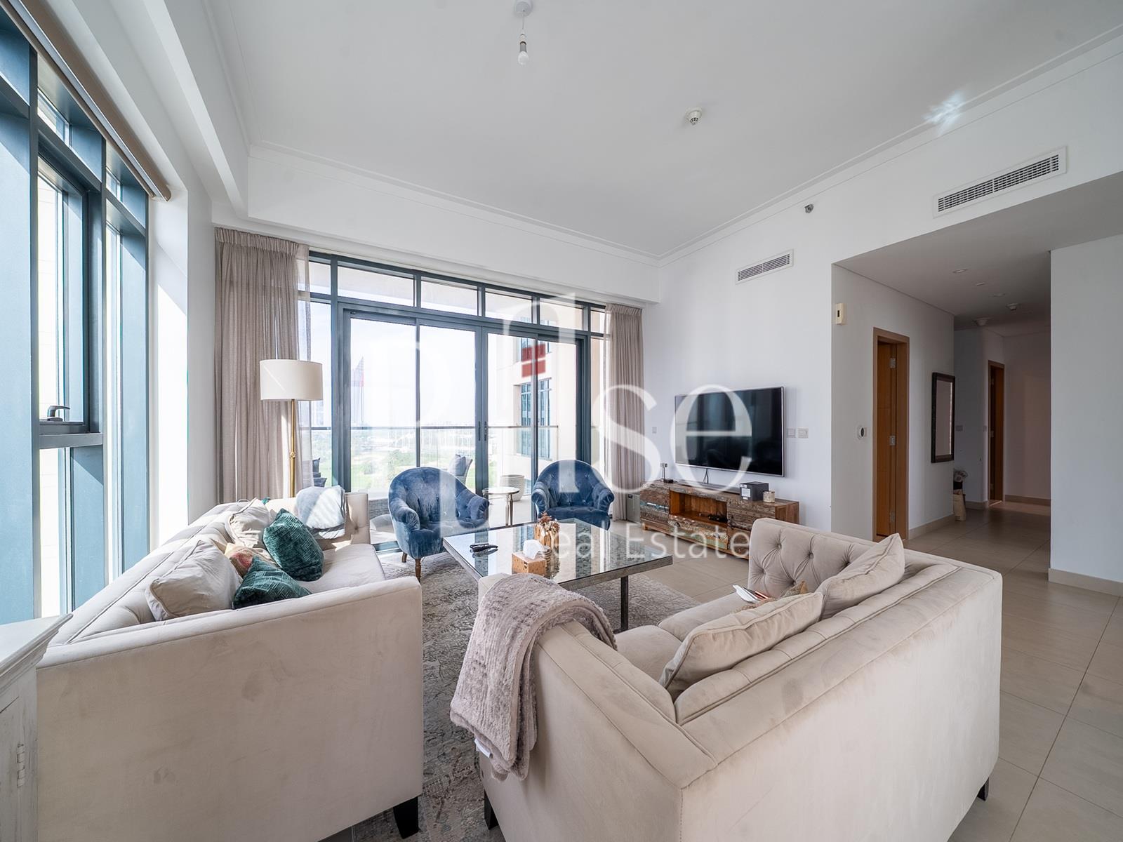Corner 2BR | Furnished | Golf Course and Lake View